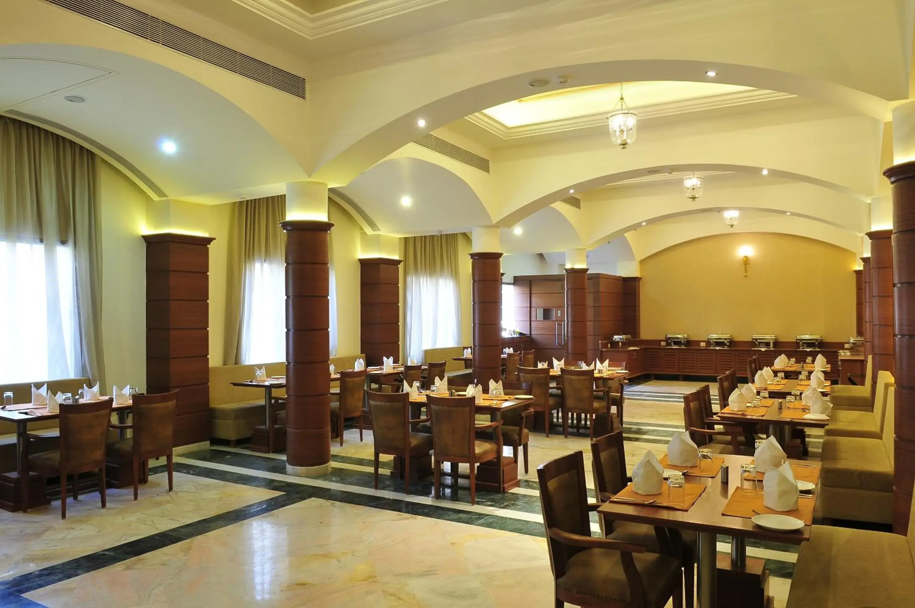 Restaurant/places to eat in Cambay Resort, Udaipur Restaurant/places to eat in Cambay Resort, Udaipur