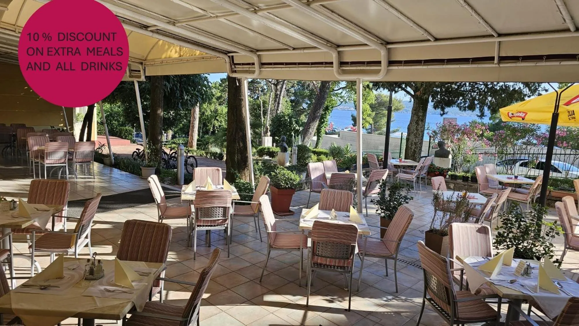 Restaurant/places to eat in Hotel Vila Ružica- glavna zgrada i depandanse