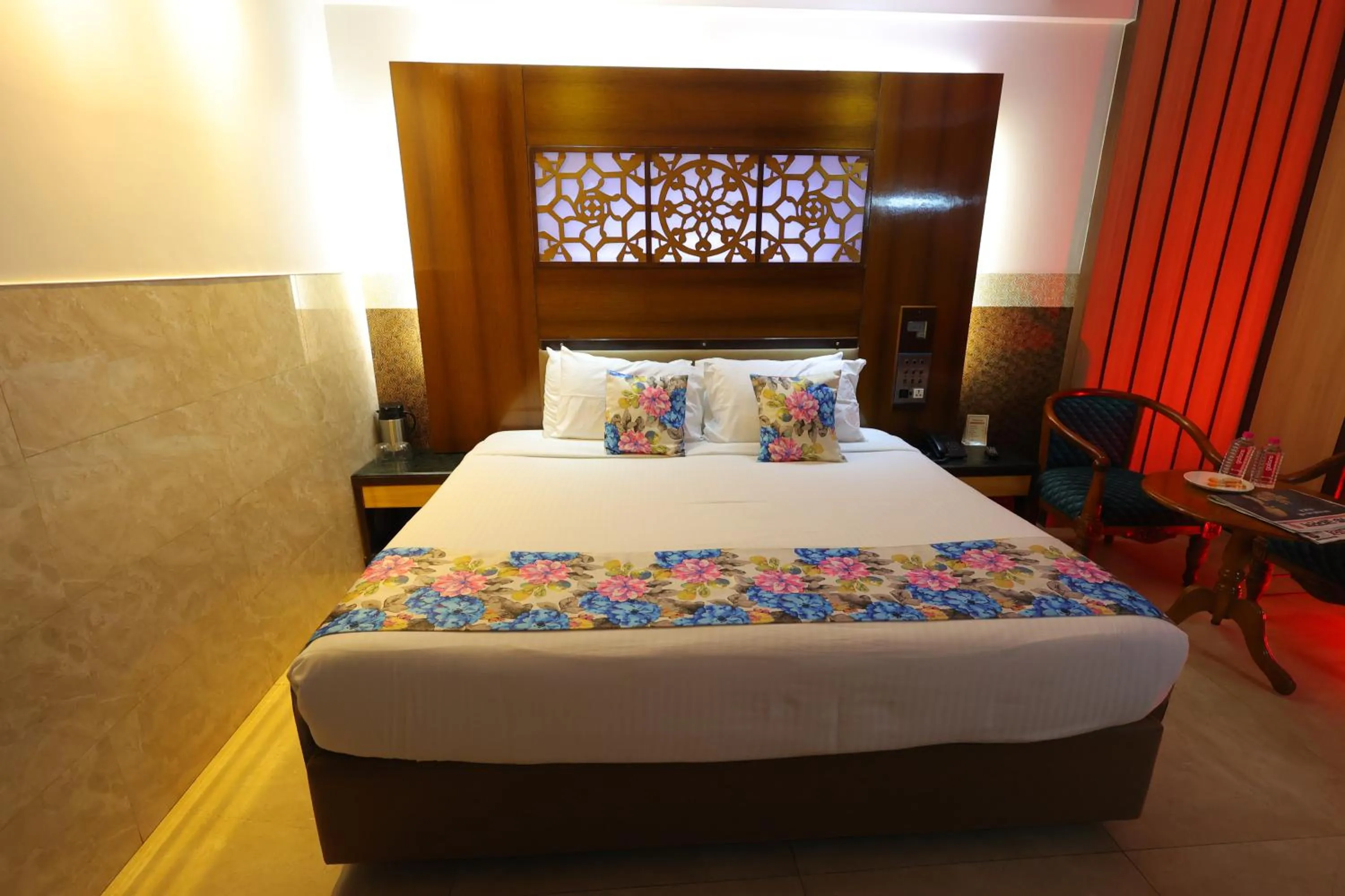 View (from property/room), Bed in Hotel Amar