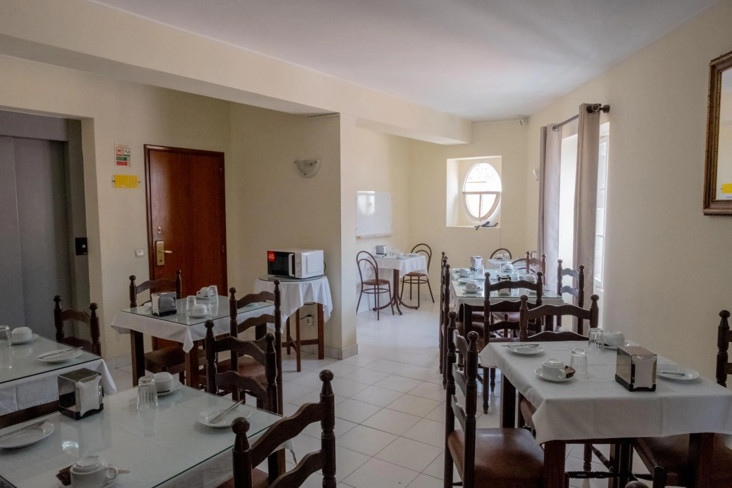 Dining area in Residencial Chafariz /Queimada