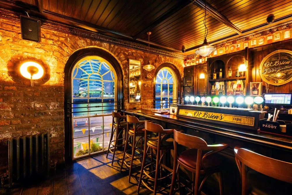 Lounge or bar in The Ferryman Townhouse