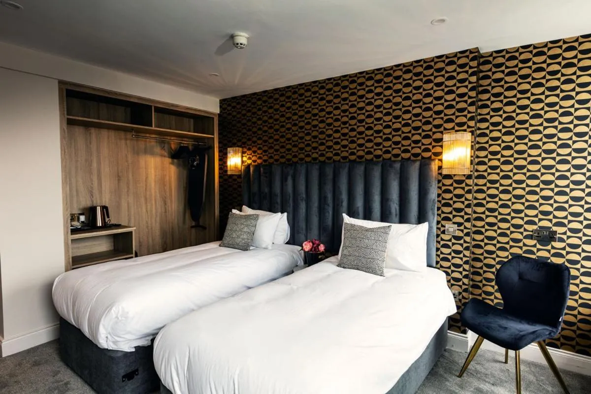 River view, Bed in The Ferryman Townhouse