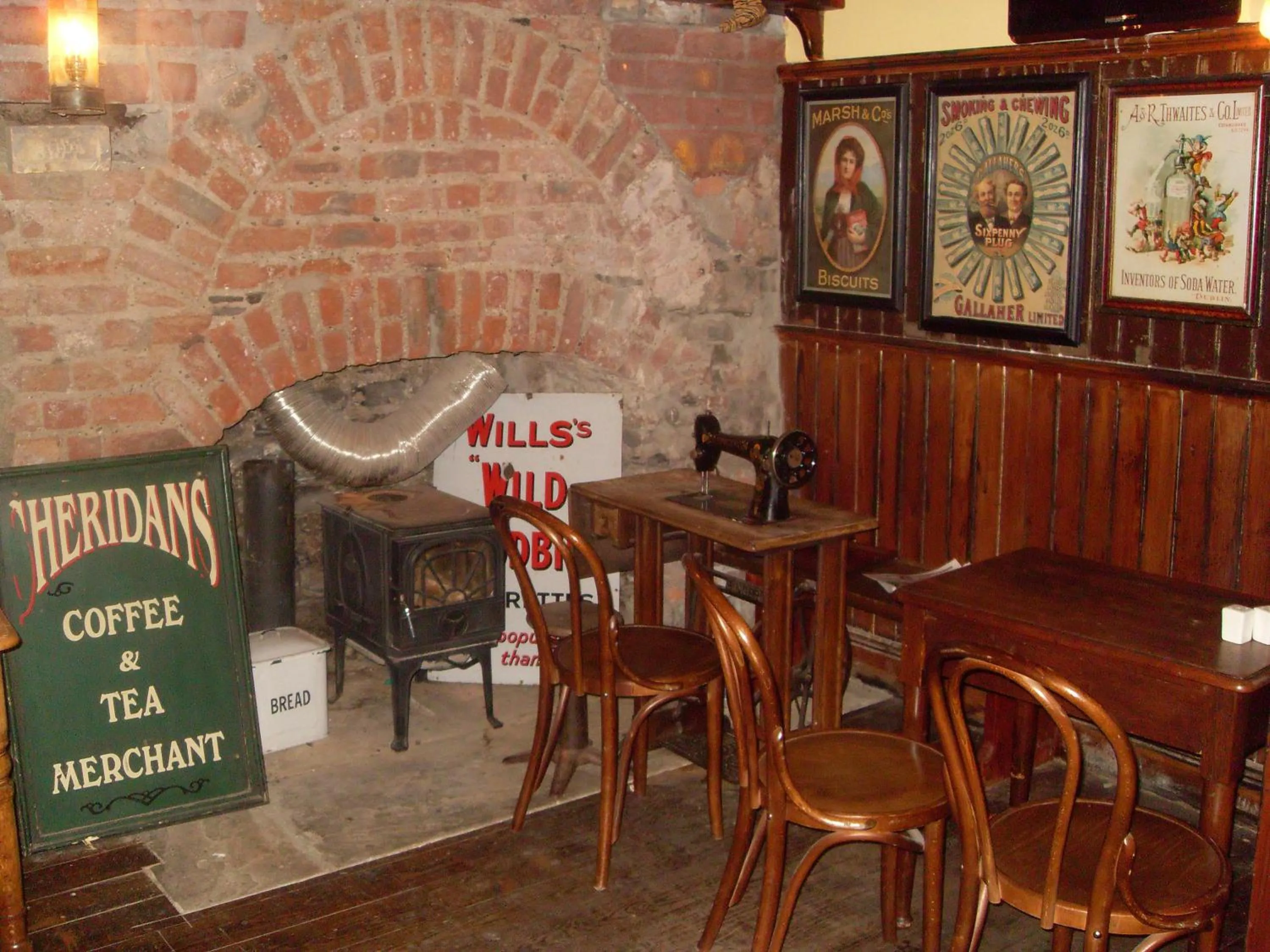 Restaurant/places to eat in The Ferryman Townhouse