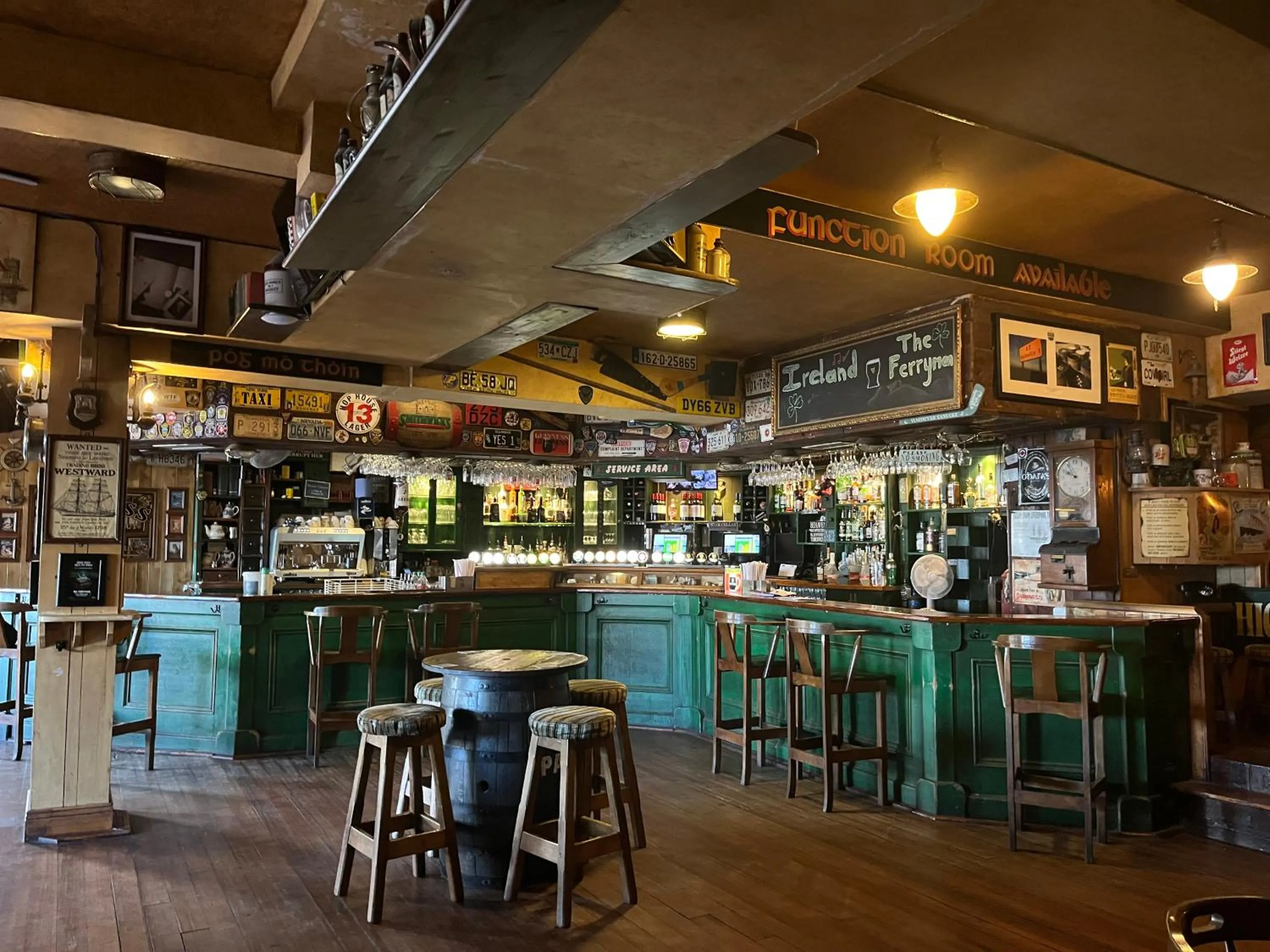 Lounge or bar in The Ferryman Townhouse