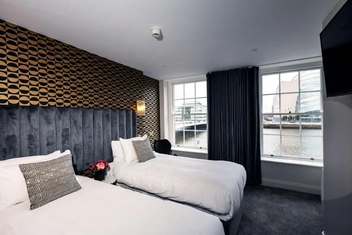 Bedroom, Bed in The Ferryman Townhouse