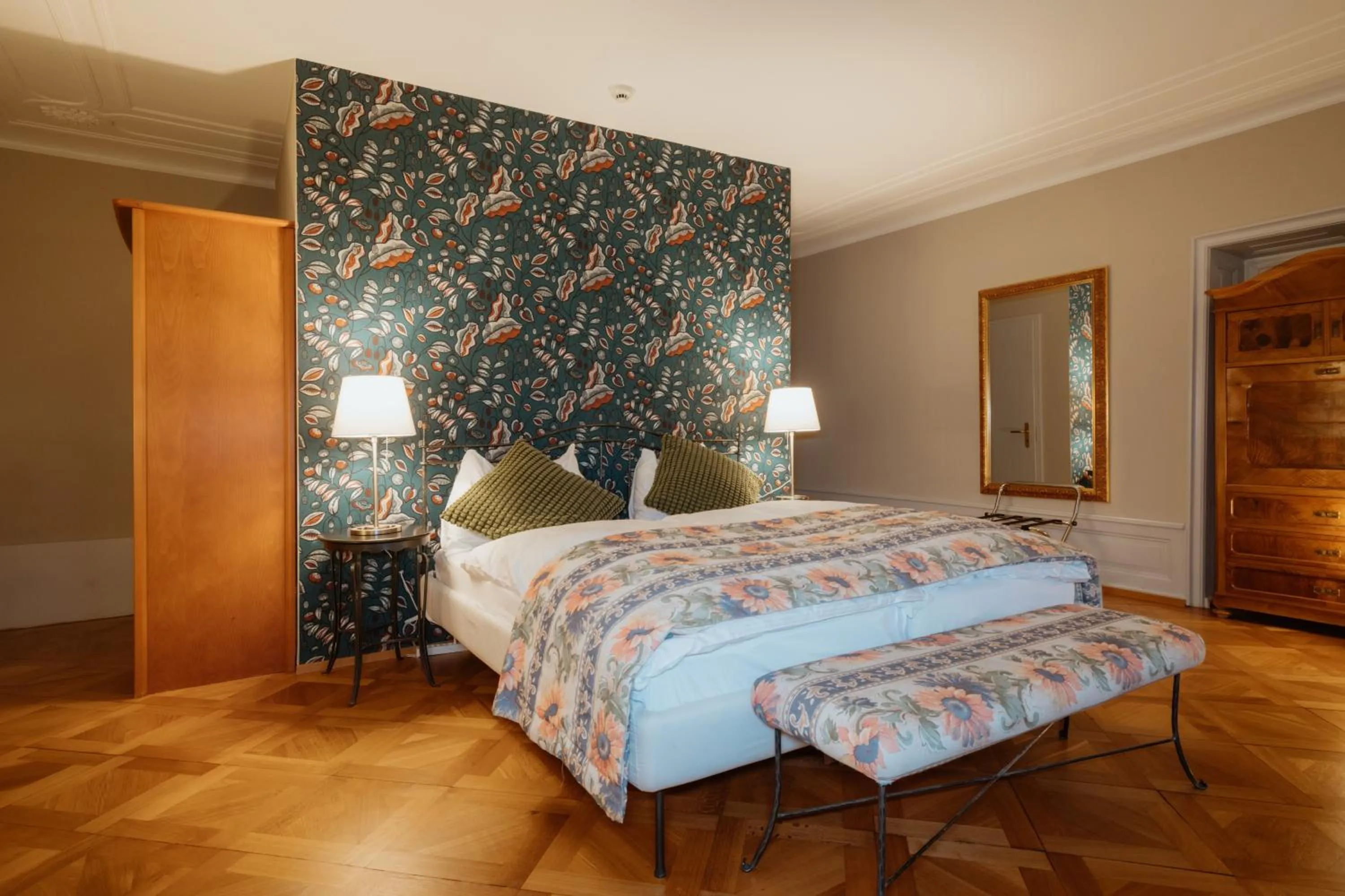 Bed in Parkhotel Schwert