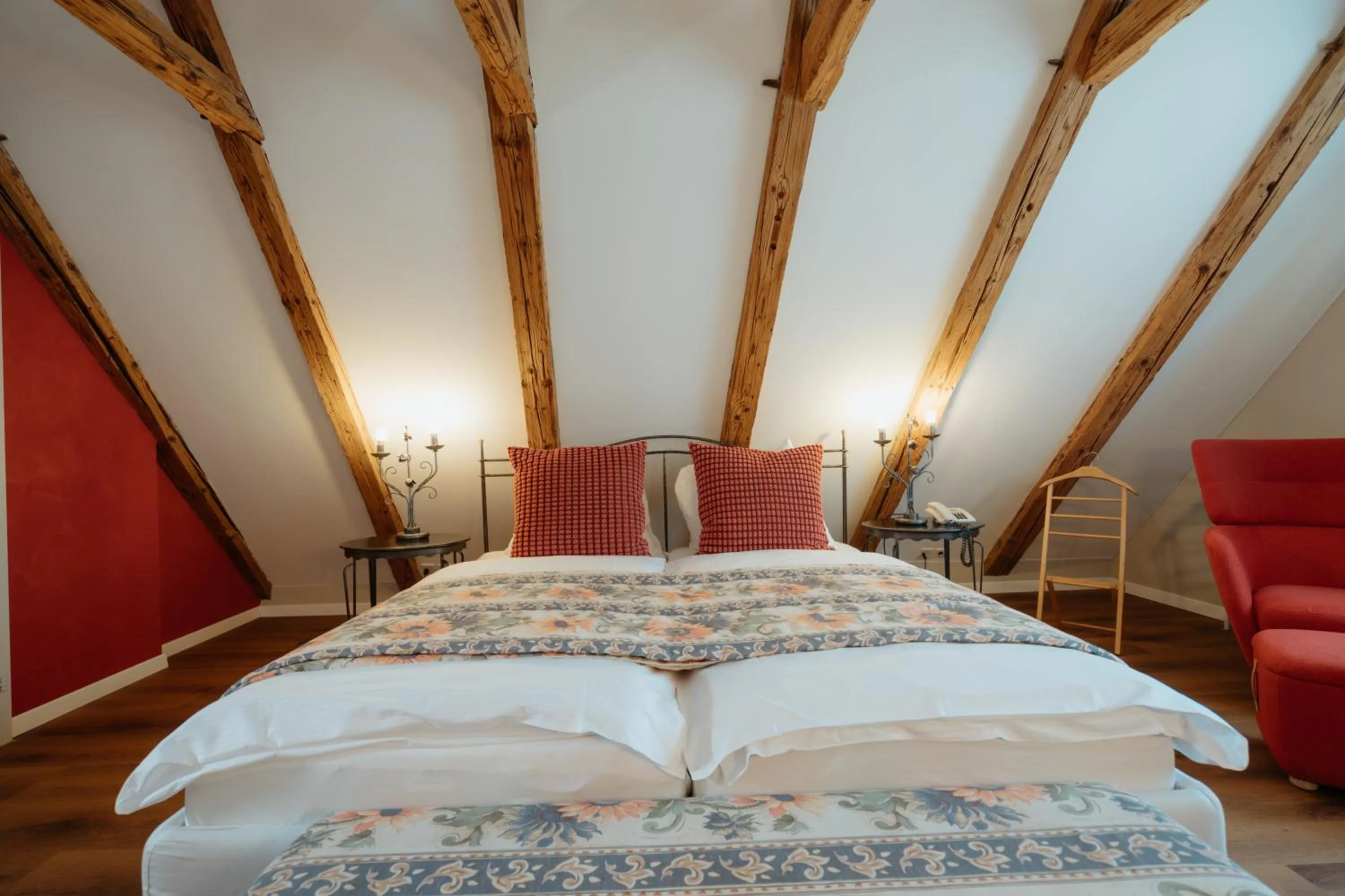 Photo of the whole room in Parkhotel Schwert