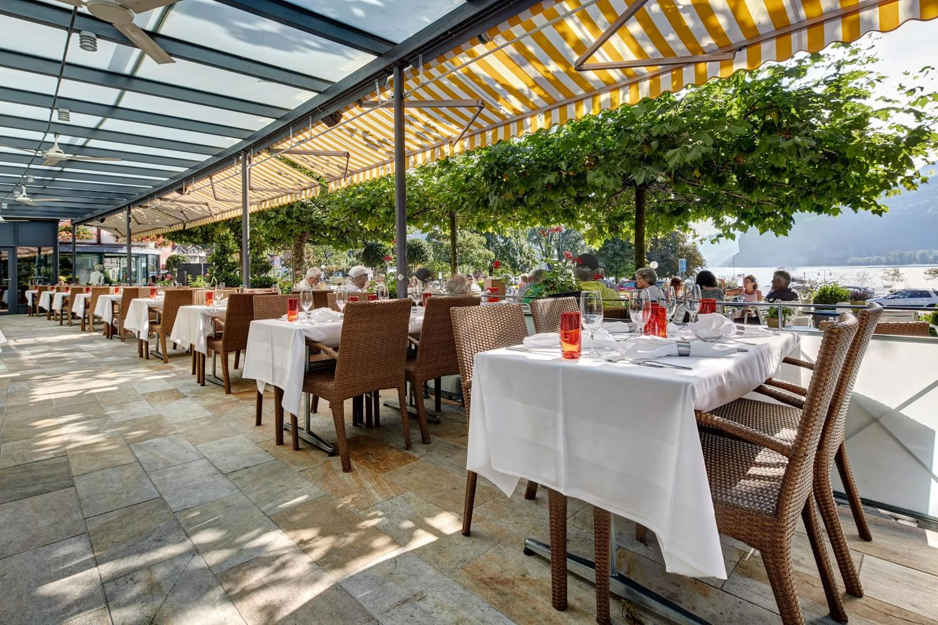 Restaurant/places to eat in Parkhotel Schwert