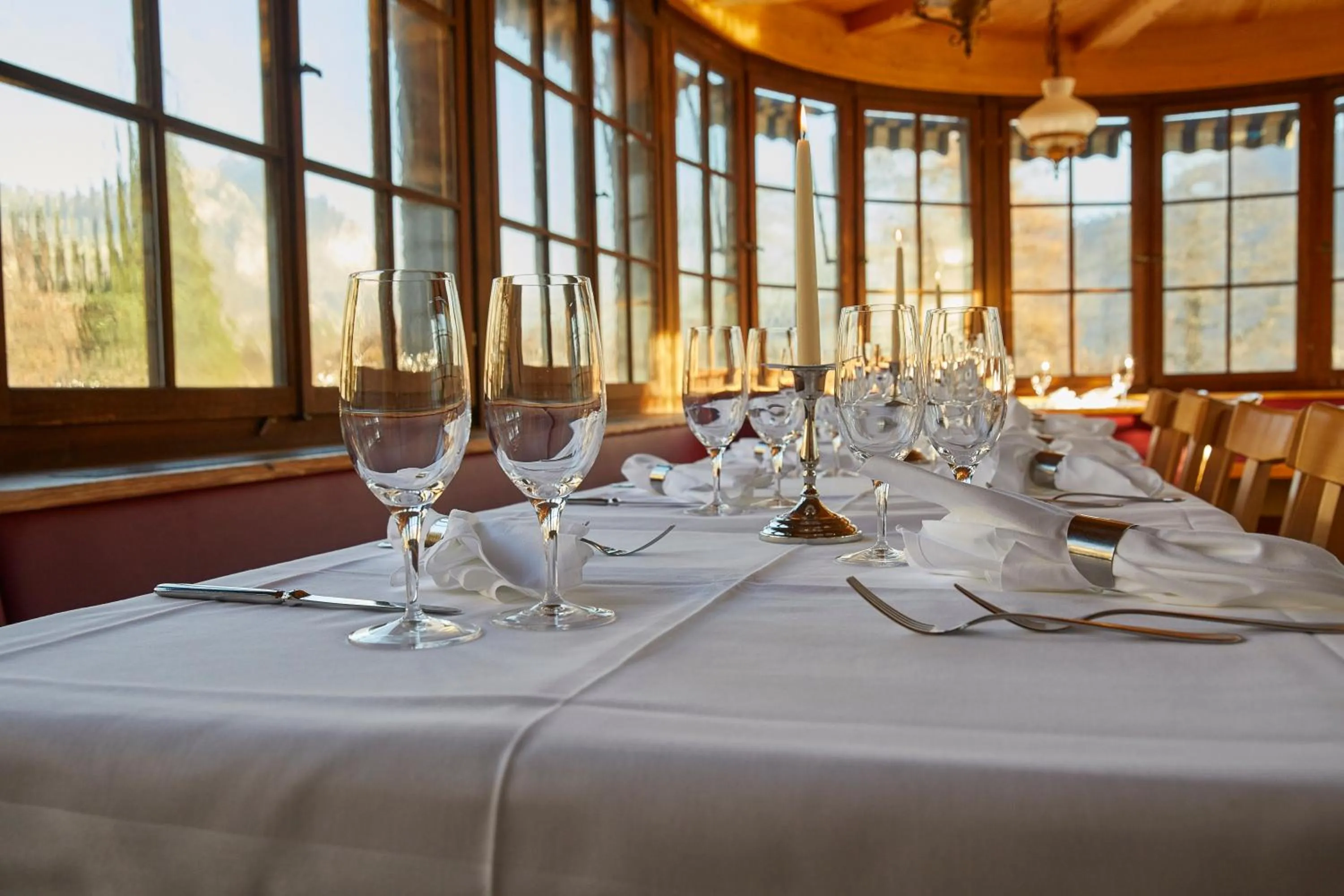 Restaurant/places to eat in Parkhotel Schwert