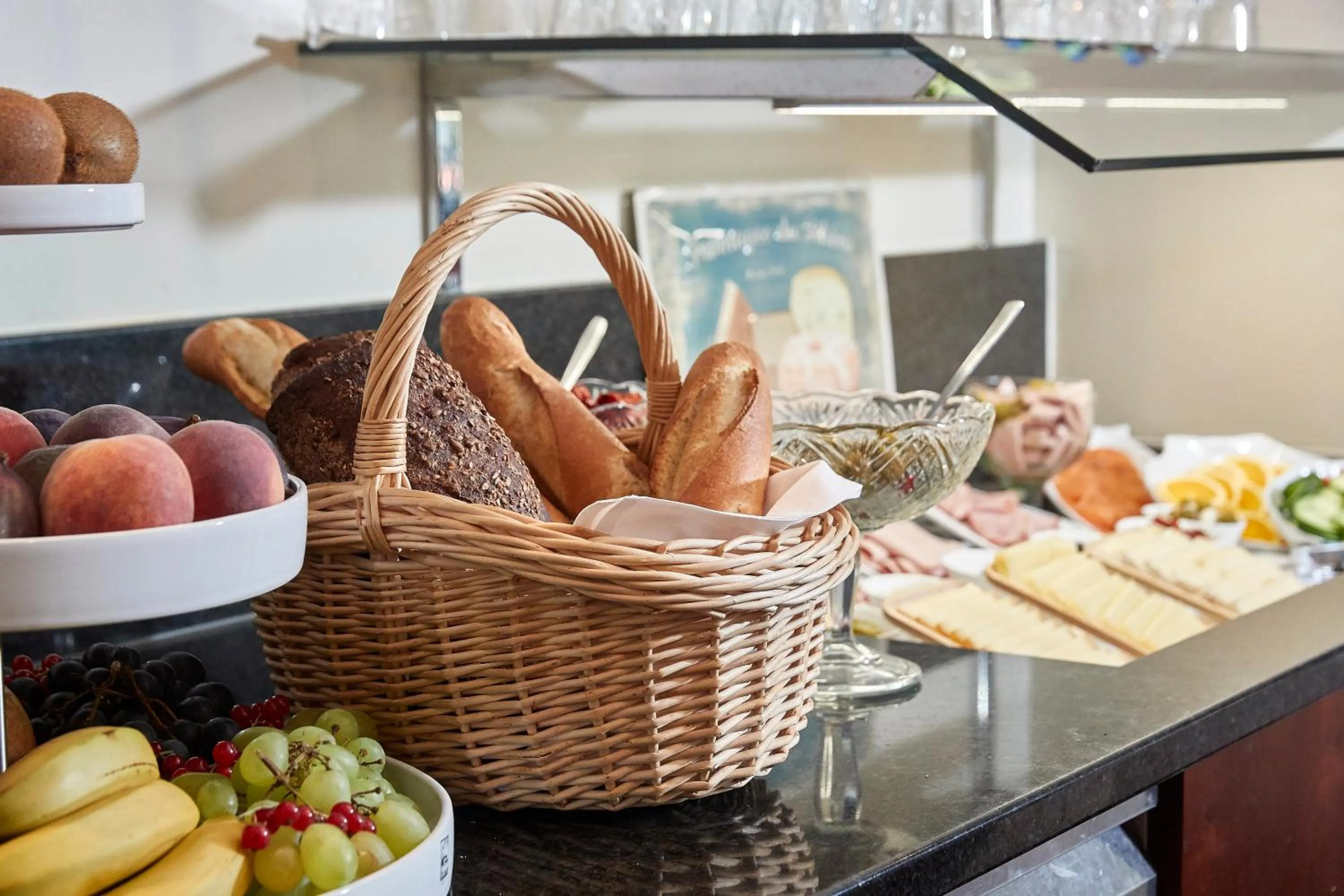 Breakfast in Parkhotel Schwert