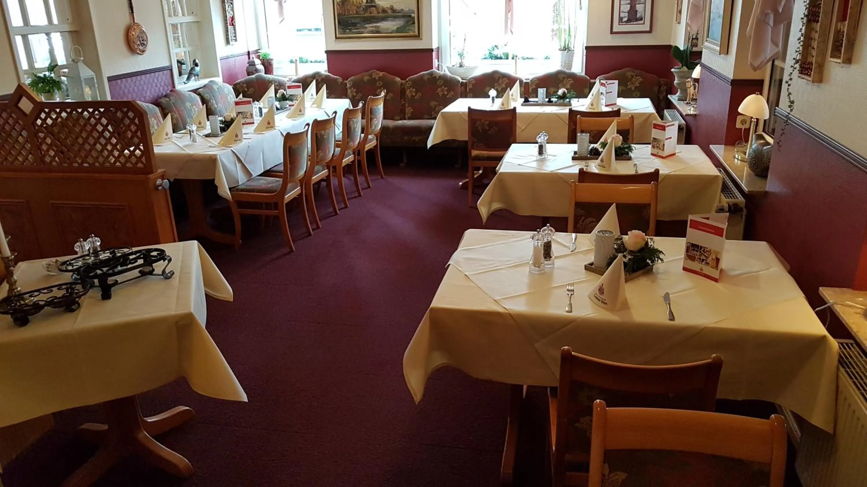 Restaurant/places to eat in Hotel Landhaus Feyen