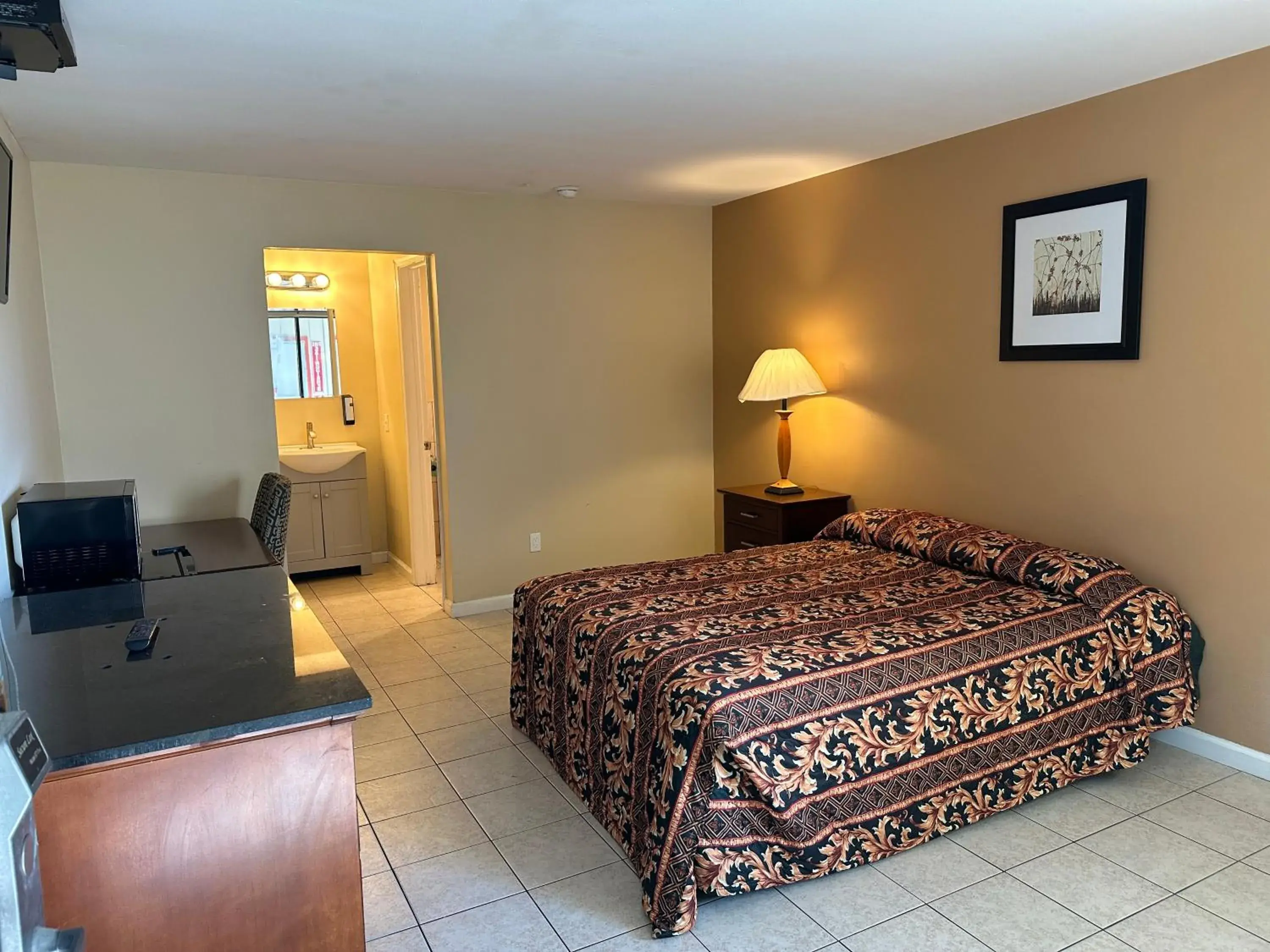 Photo of the whole room, Bed in Sea Palace Motel Photo of the whole room, Bed in Sea Palace Motel