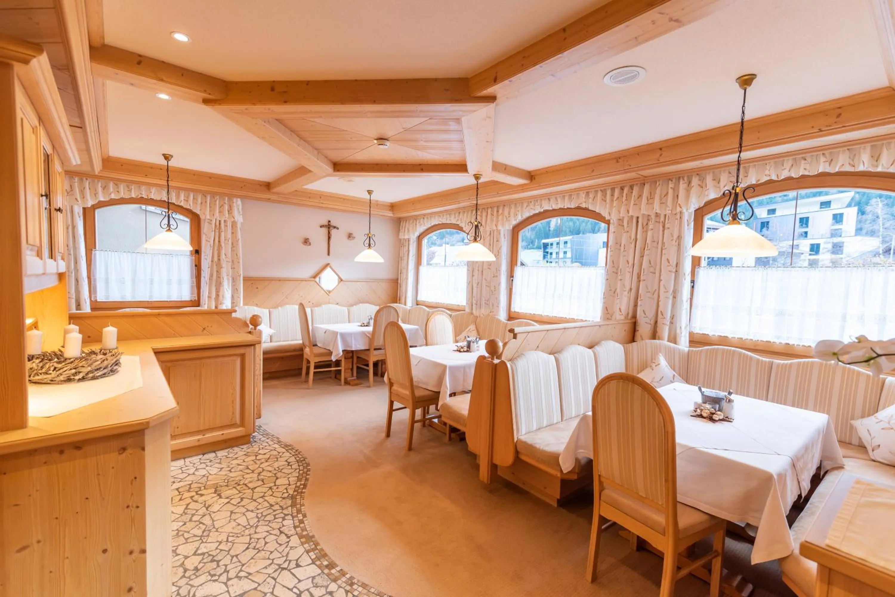 Buffet breakfast in Hotel Garni Apart TINA