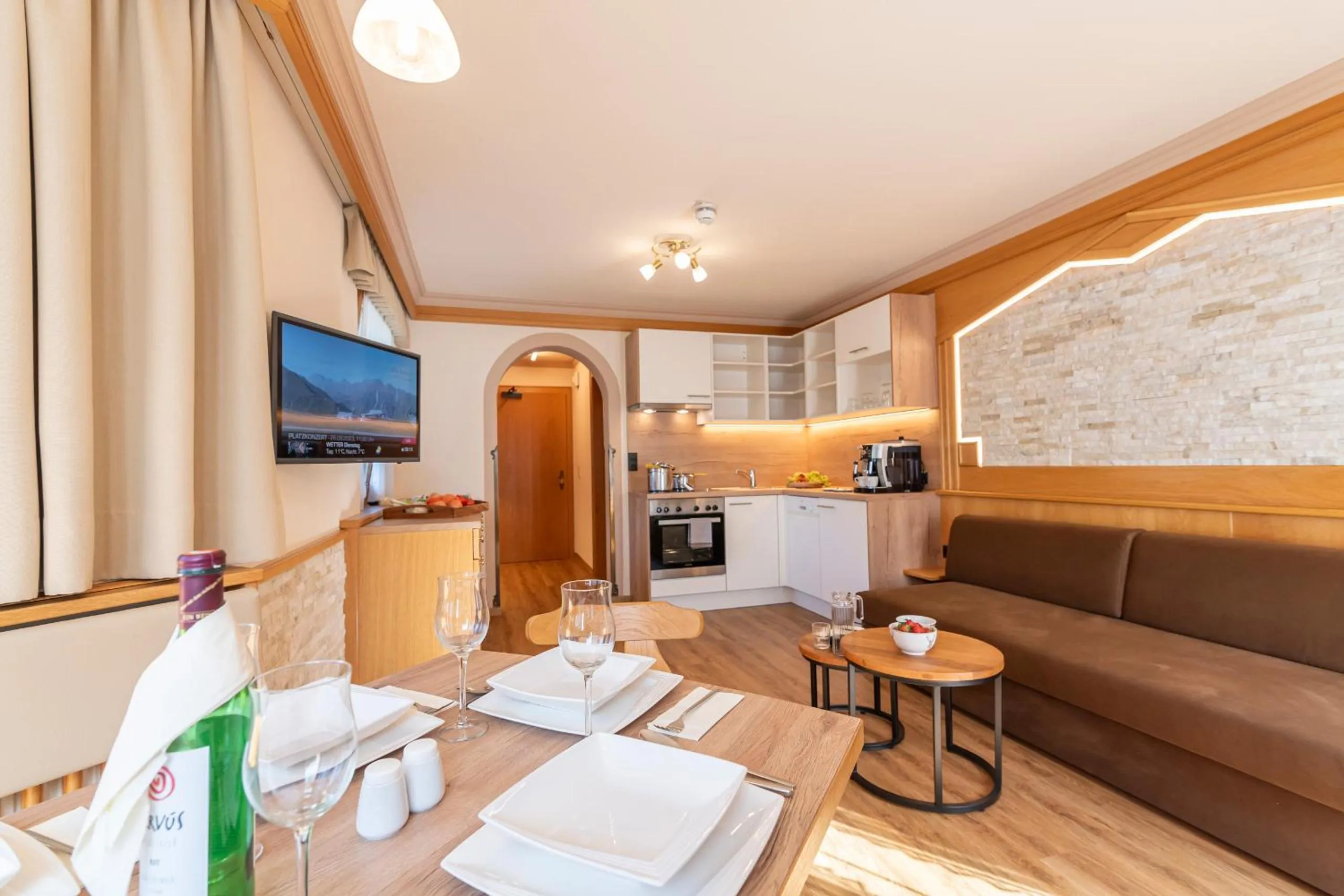 kitchen in Hotel Garni Apart TINA