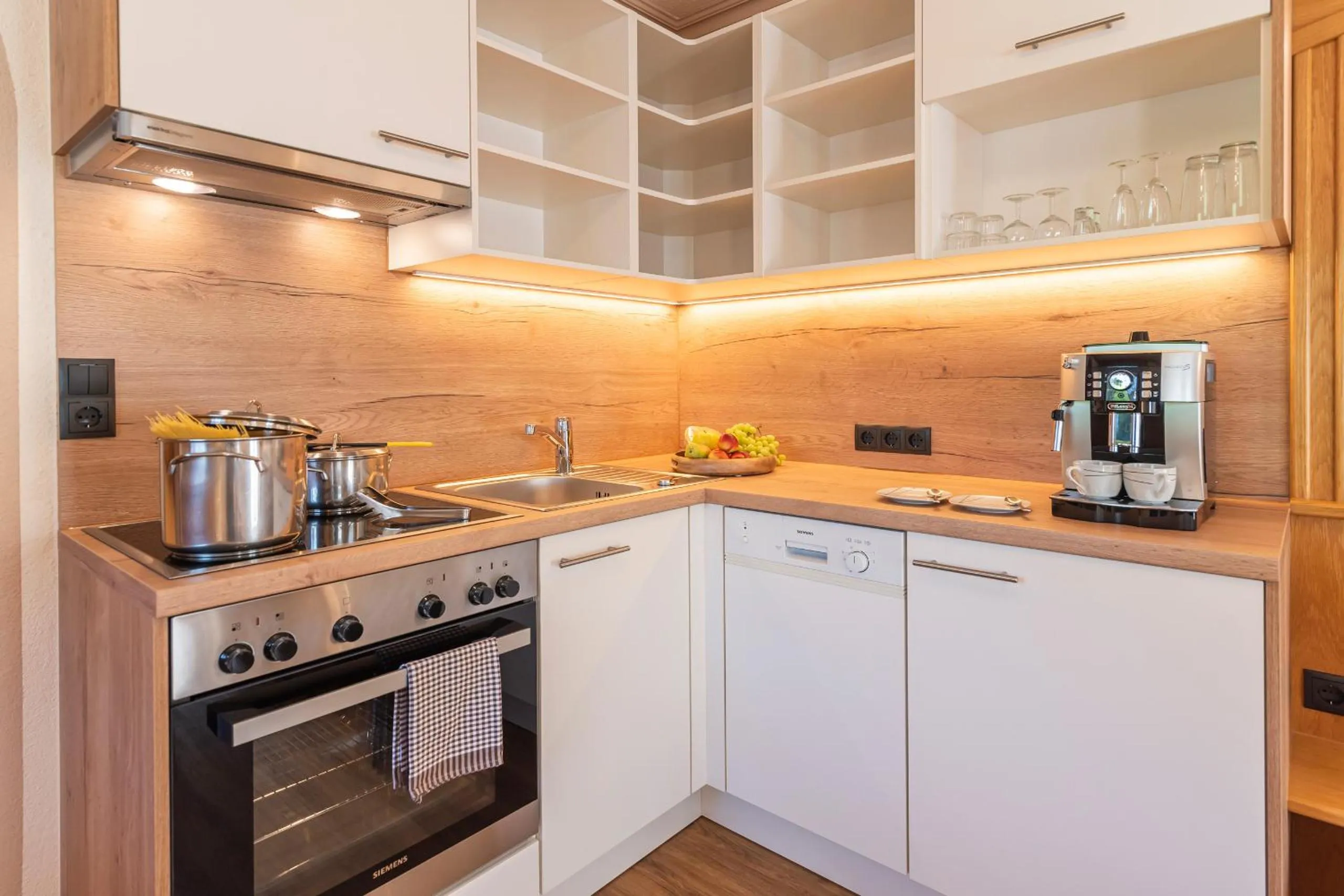 kitchen in Hotel Garni Apart TINA