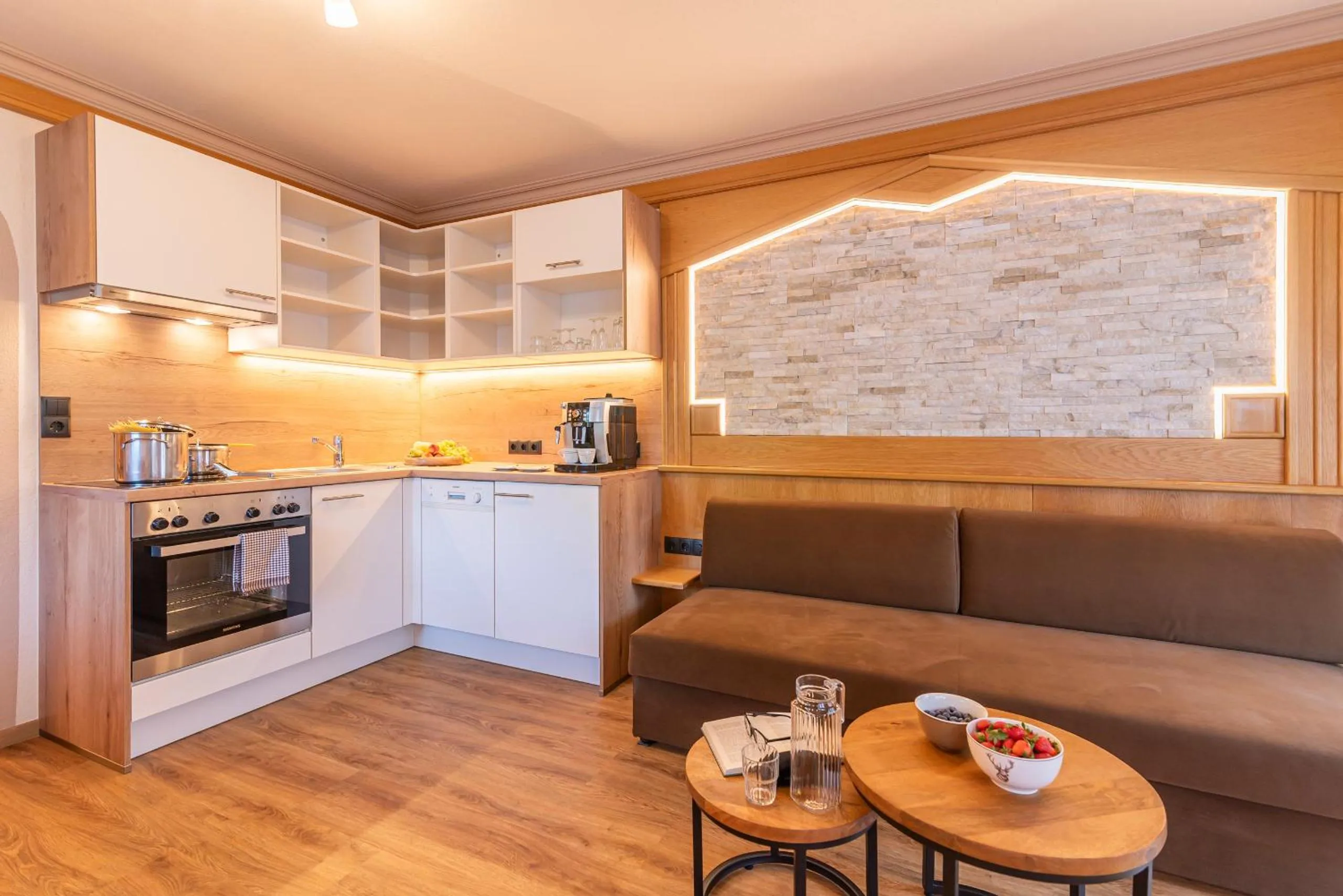 kitchen in Hotel Garni Apart TINA