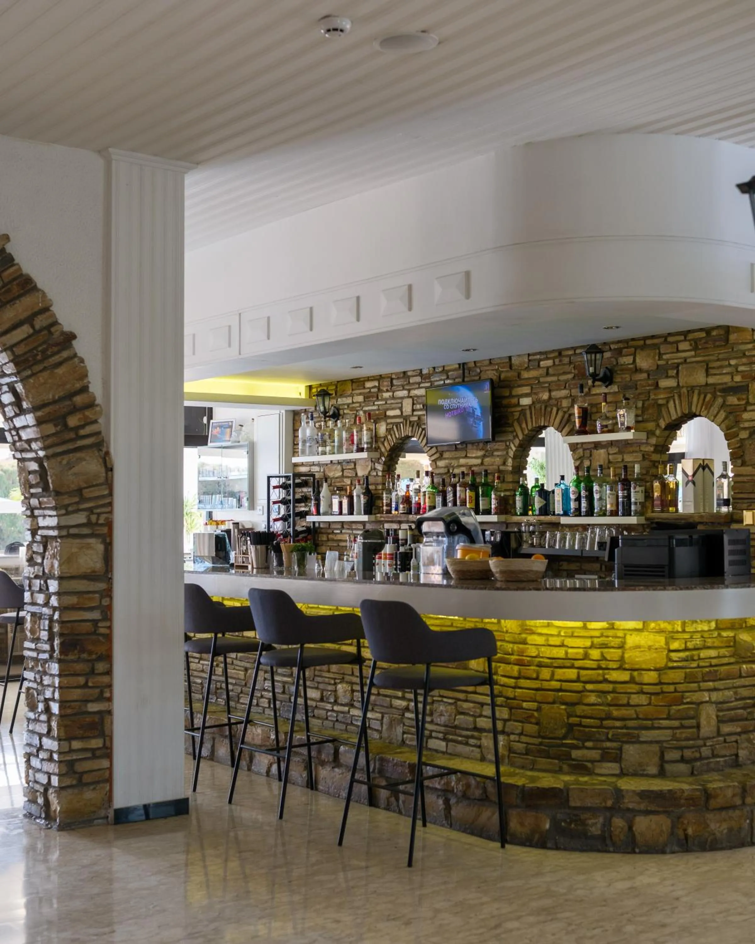 Lounge or bar in Sveltos Hotel