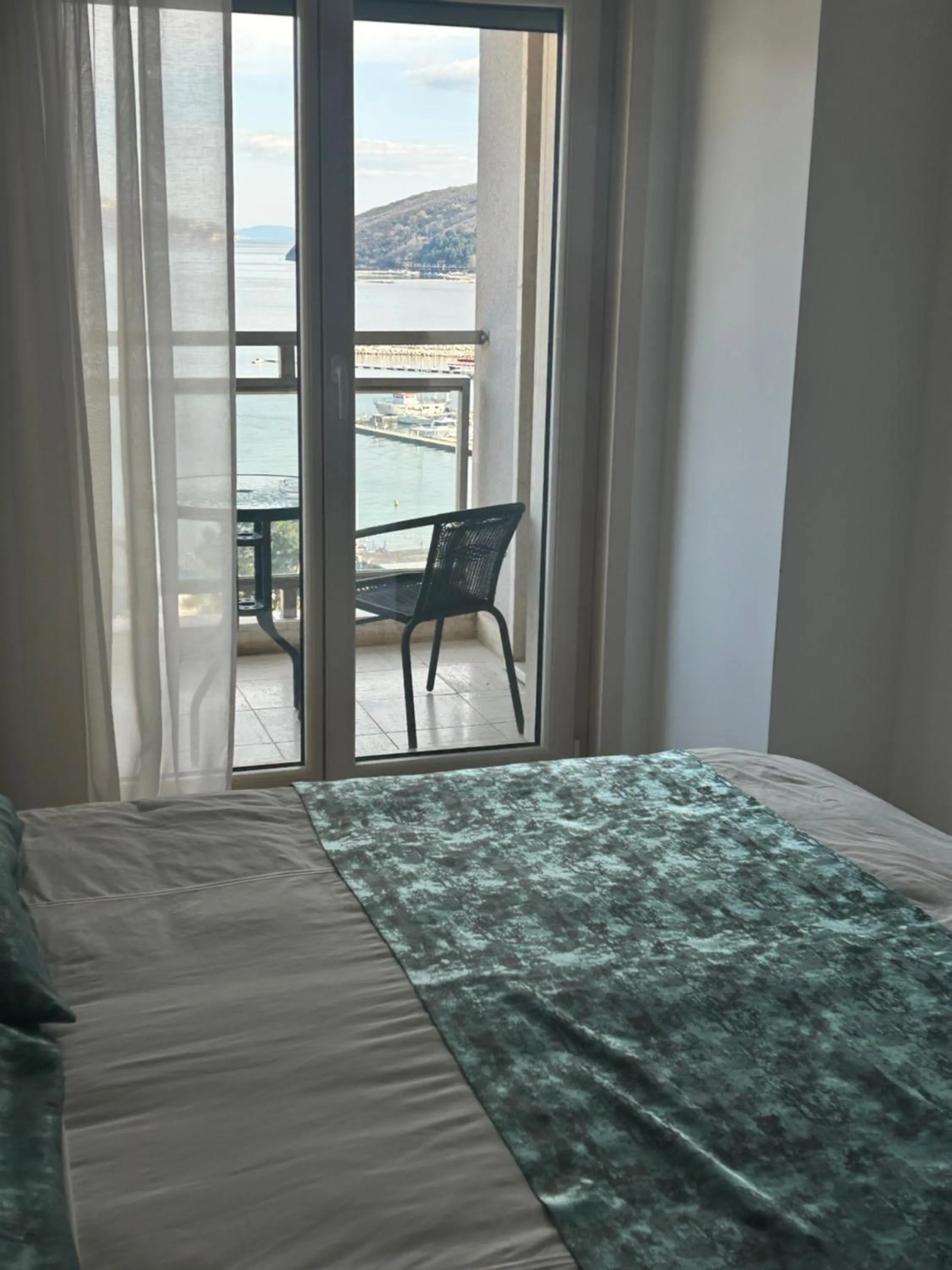 Bed in Apartments Krug