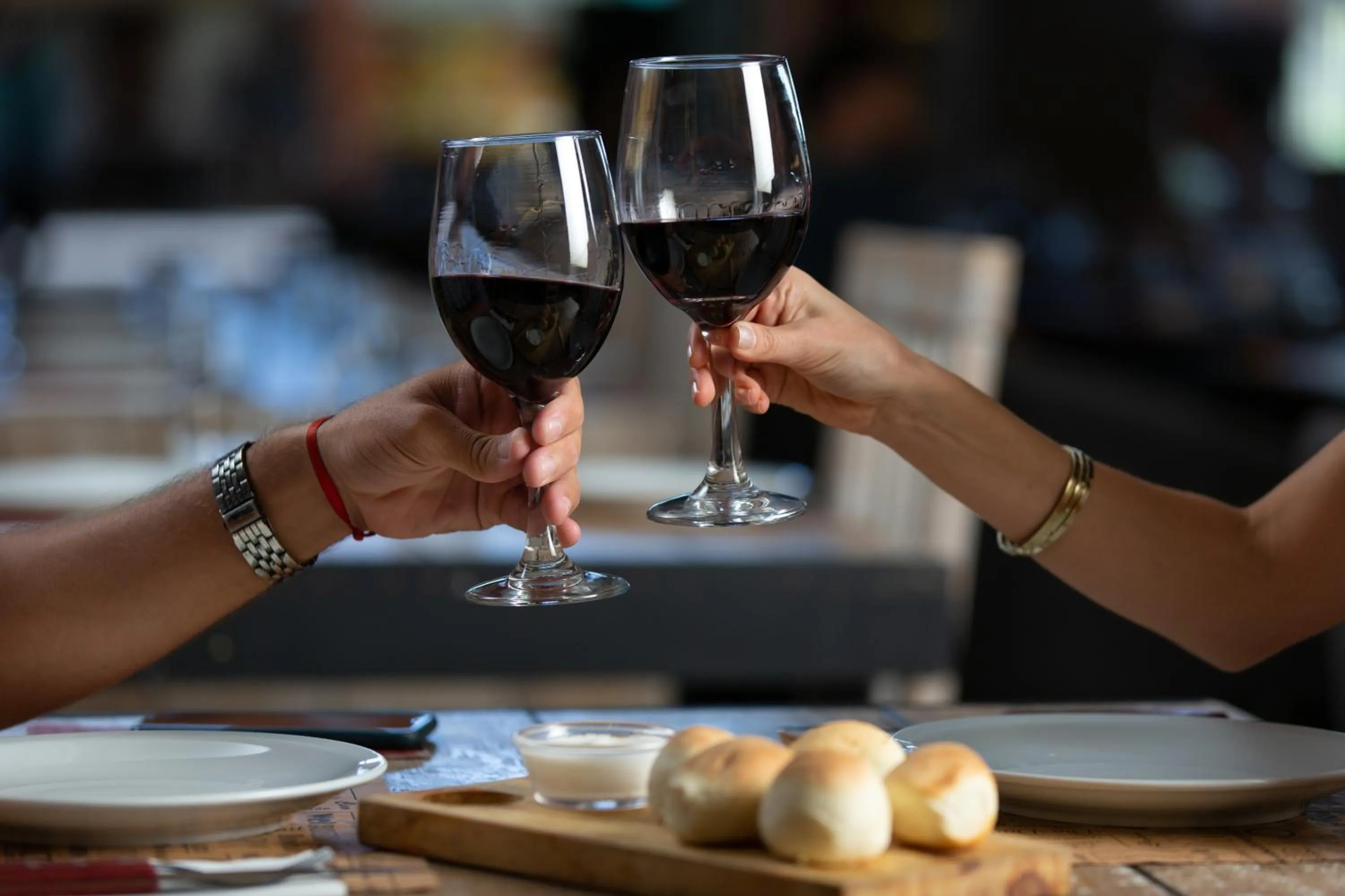 Food and drinks in Esplendor by Wyndham Mendoza