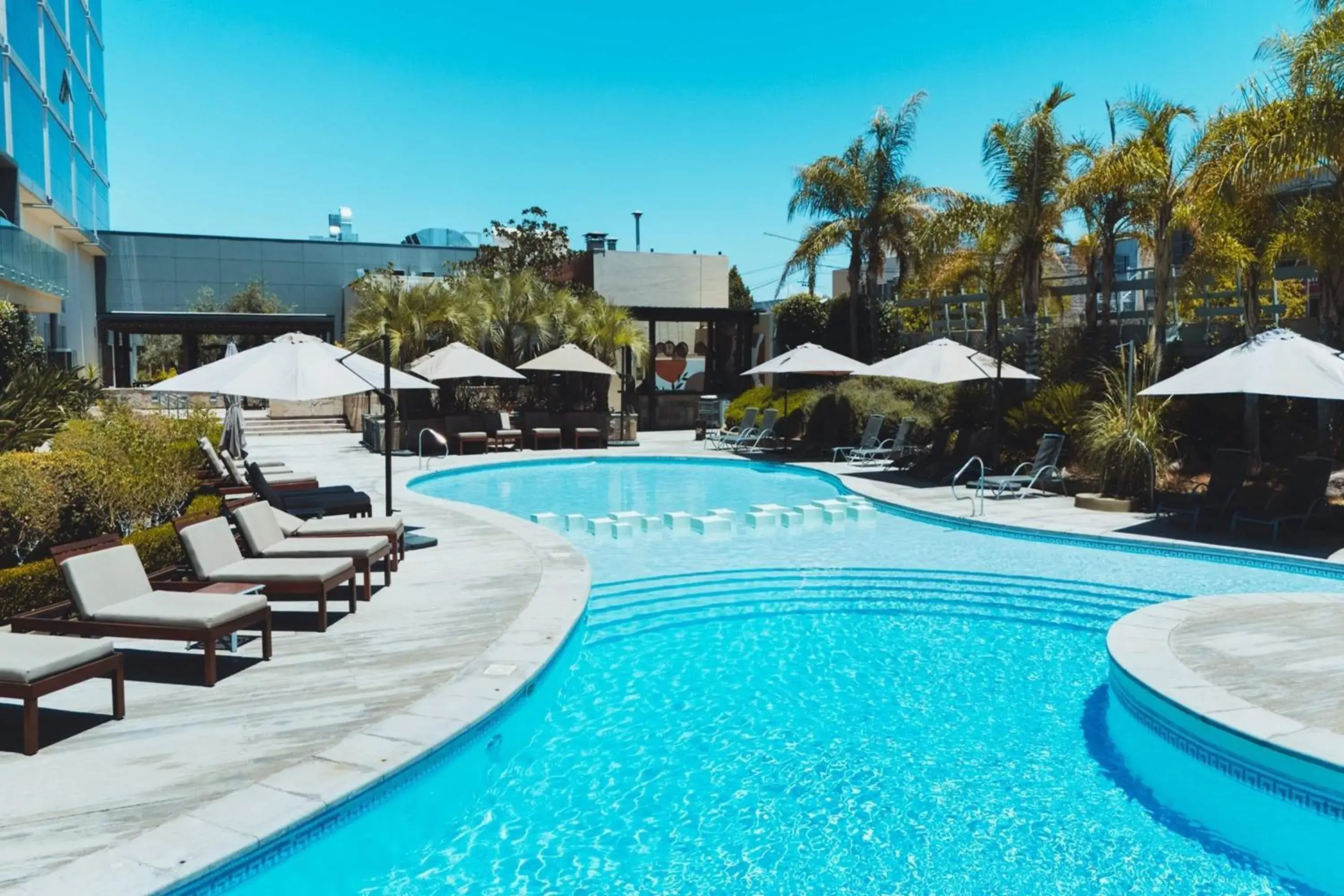 Swimming pool in Esplendor by Wyndham Mendoza Swimming pool in Esplendor by Wyndham Mendoza