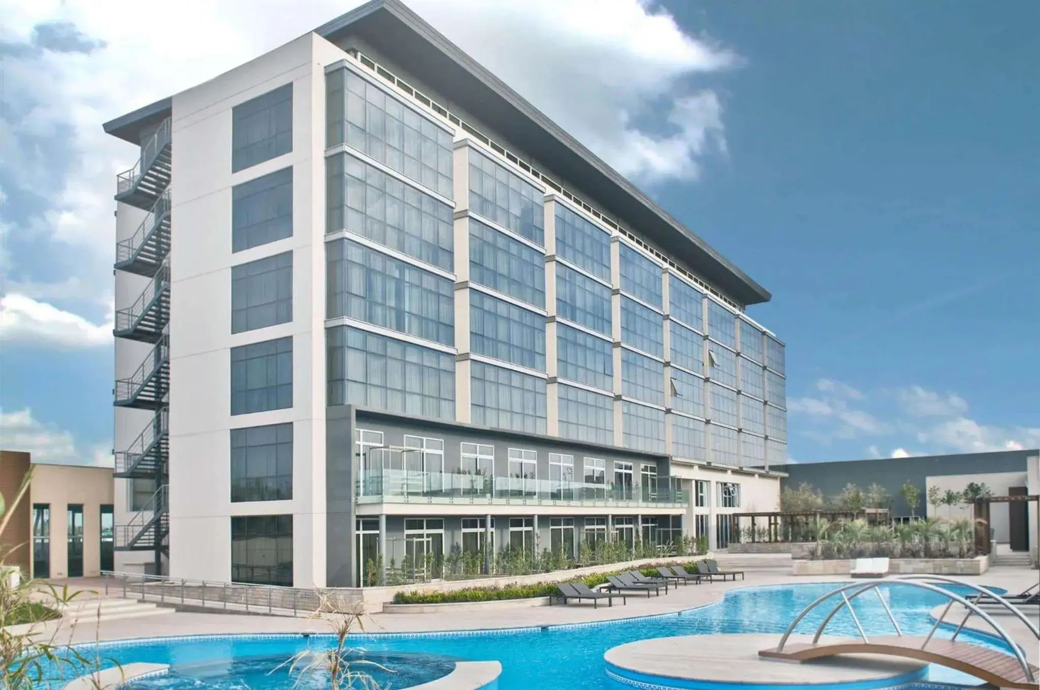 Property building in Esplendor by Wyndham Mendoza Property building in Esplendor by Wyndham Mendoza