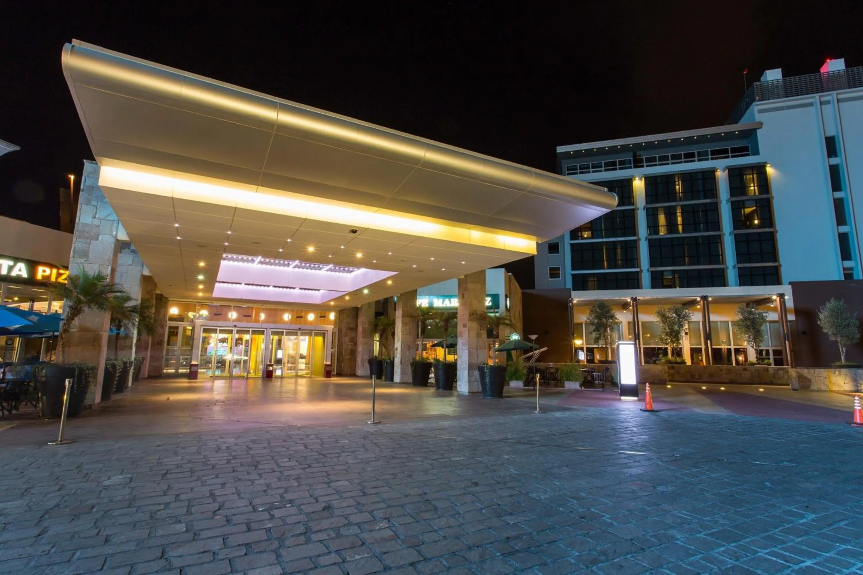 Property building in Esplendor by Wyndham Mendoza