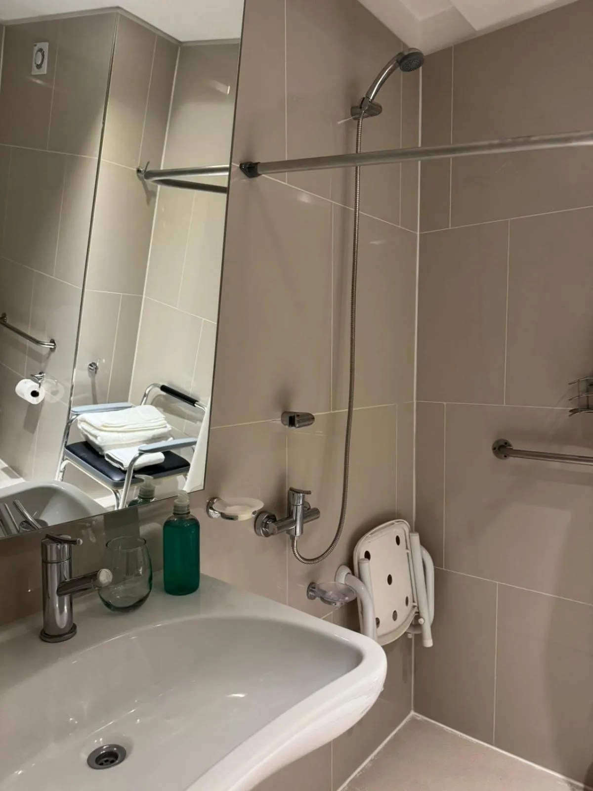 Bathroom in Esplendor by Wyndham Mendoza