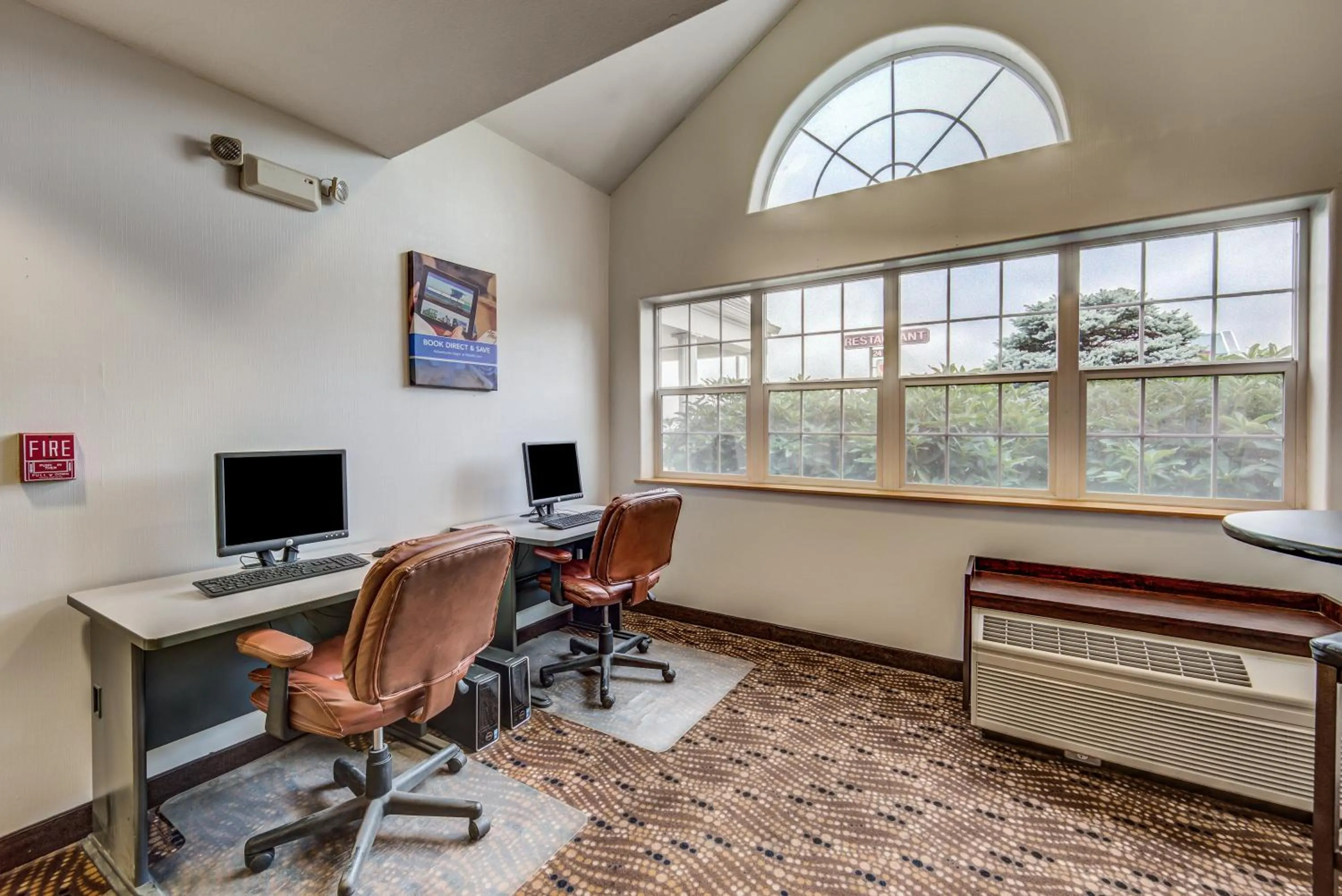 Lobby or reception in Motel 6-Sutherlin, OR