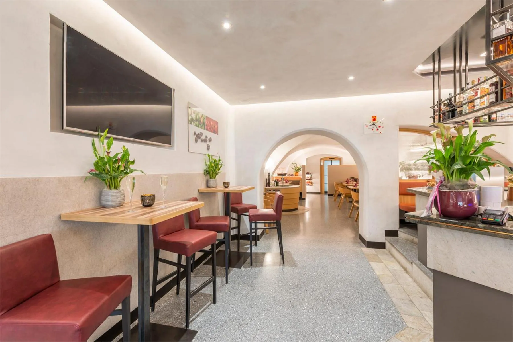 Communal lounge/ TV room in Posthotel Lamm