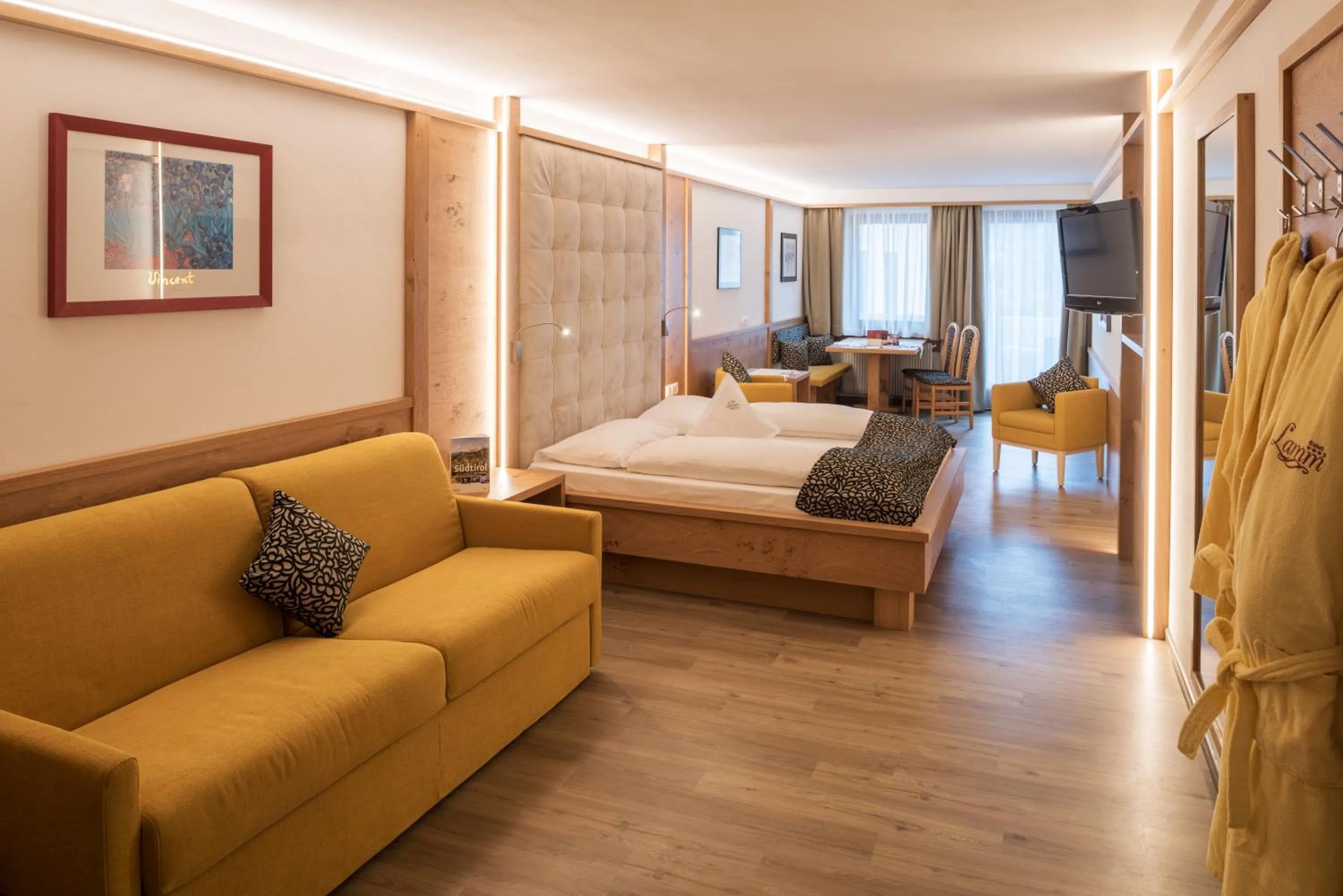 Bedroom, Bed in Posthotel Lamm