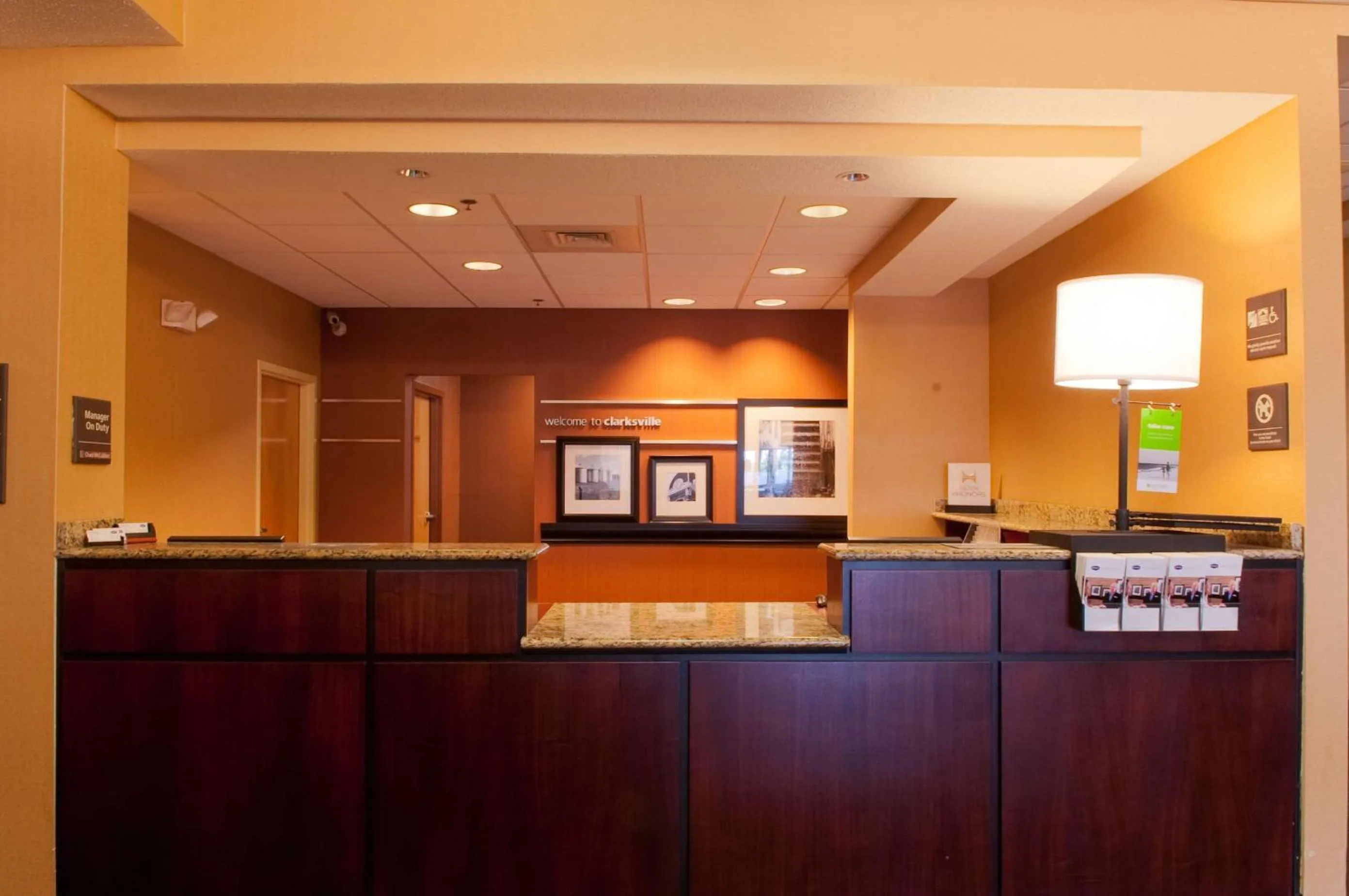 Property building in Hampton Inn Clarksville
