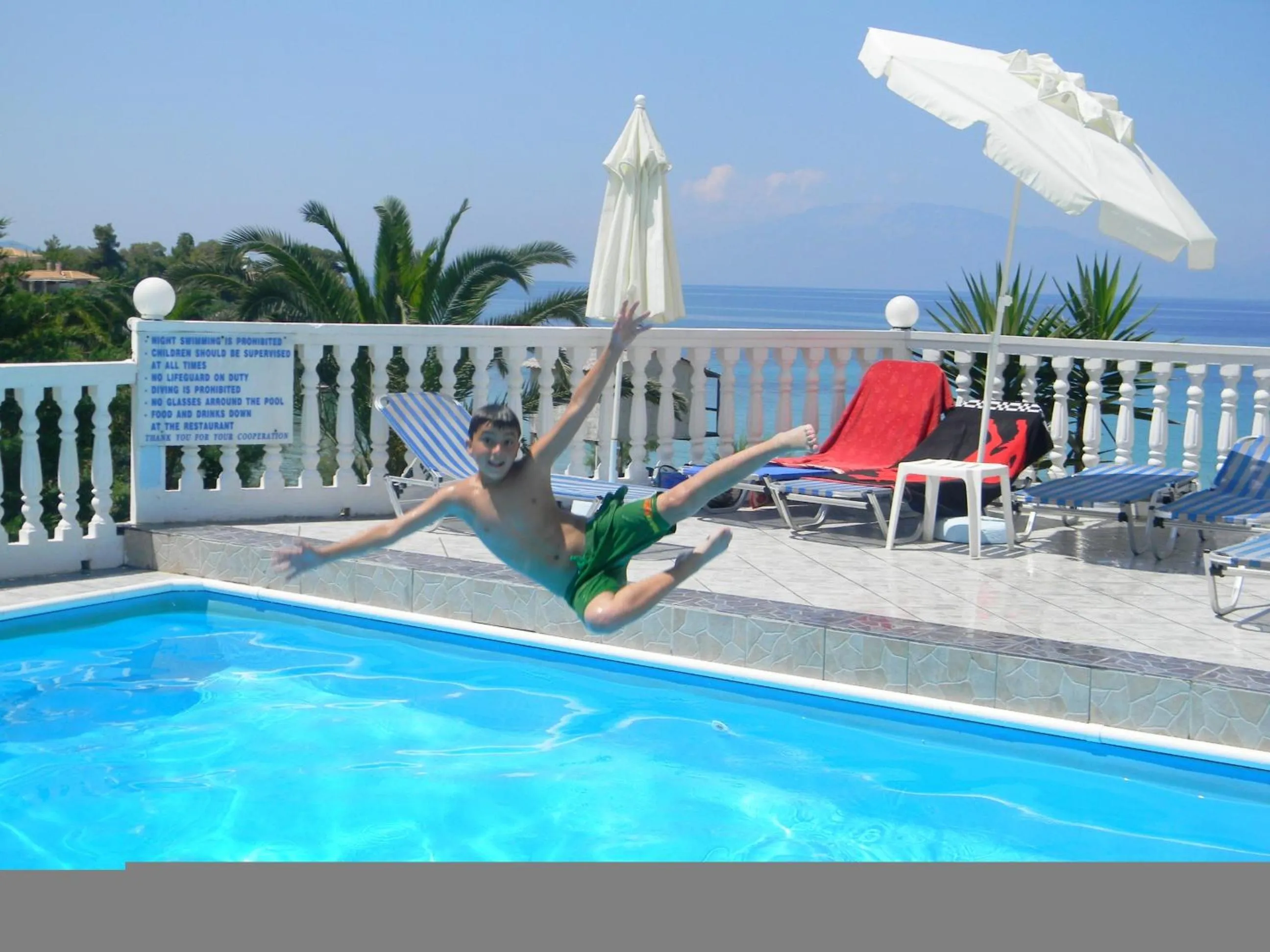 Swimming pool in Clear Horizon