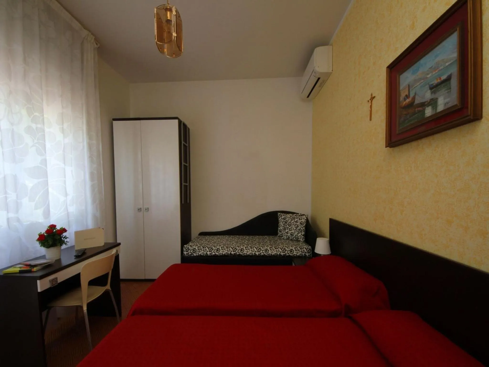 Photo of the whole room in Villa Lauda B&B