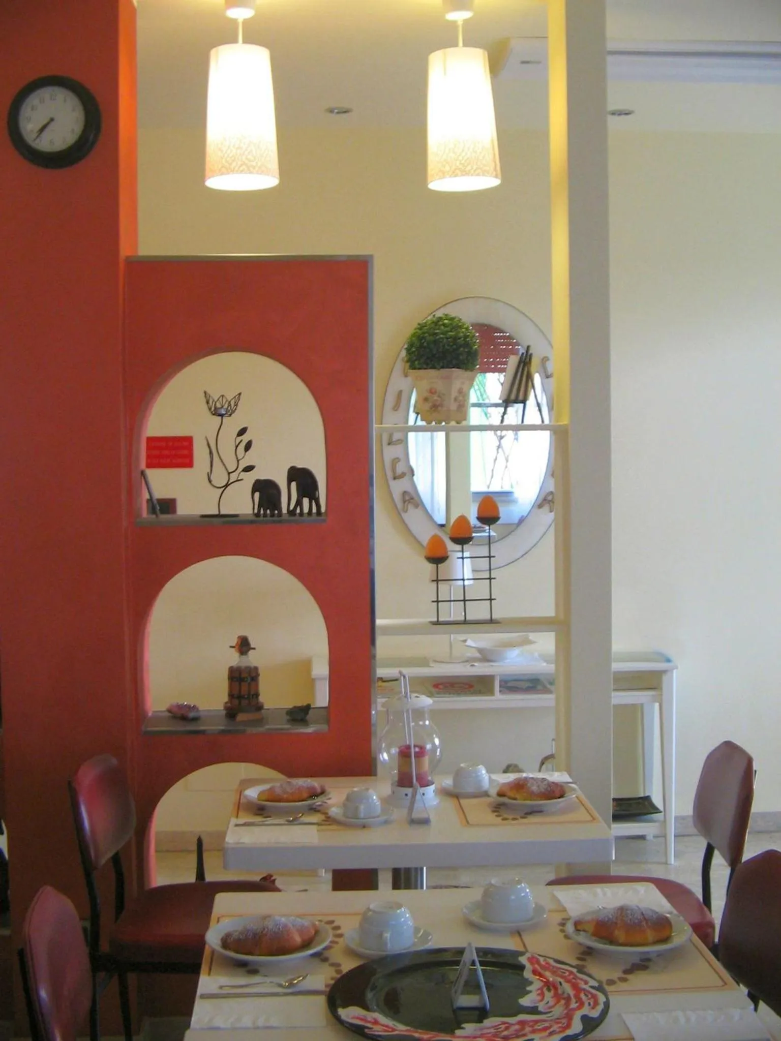 Decorative detail in Villa Lauda B&B