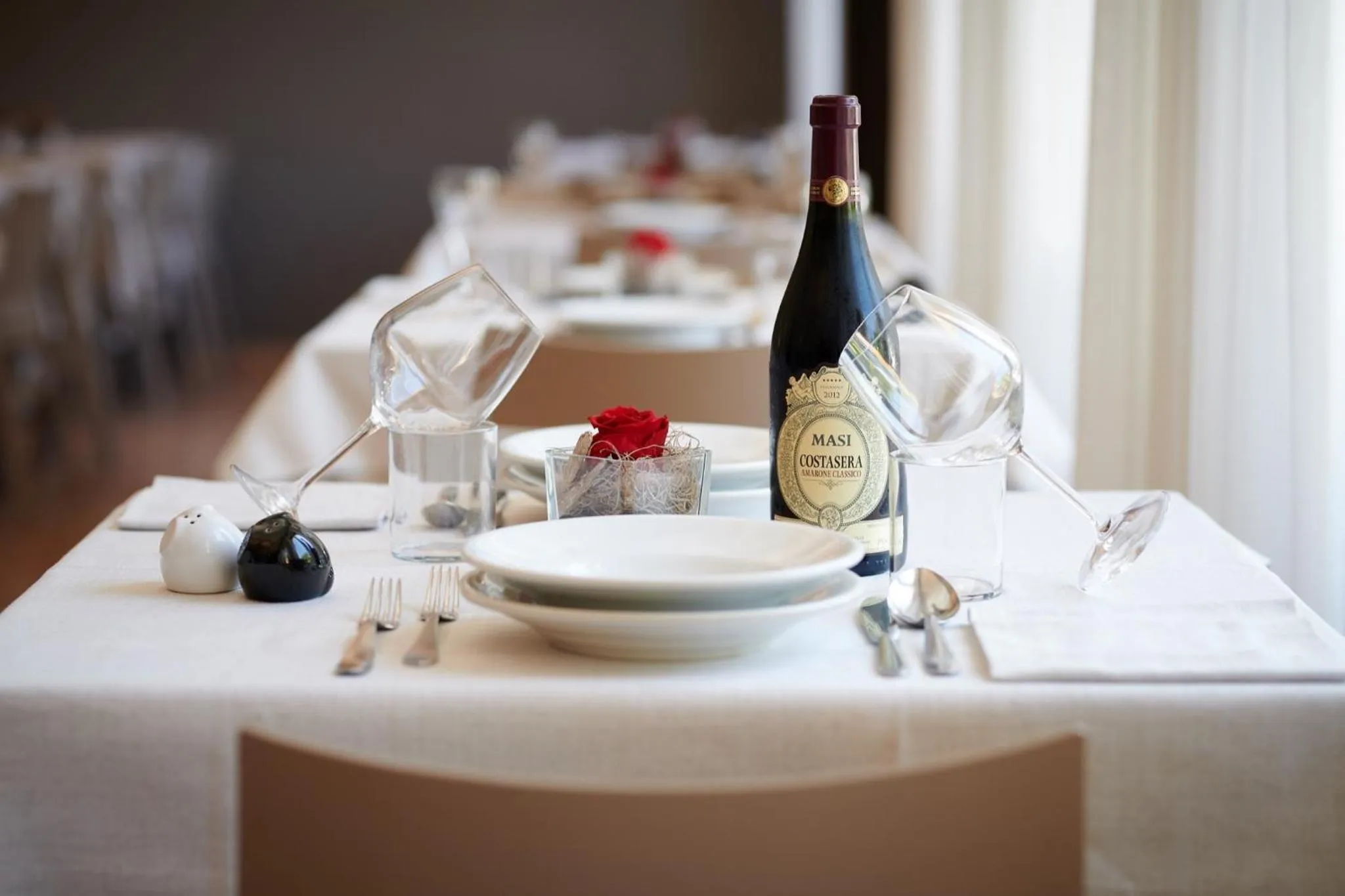 Restaurant/places to eat in Albergo Del Garda