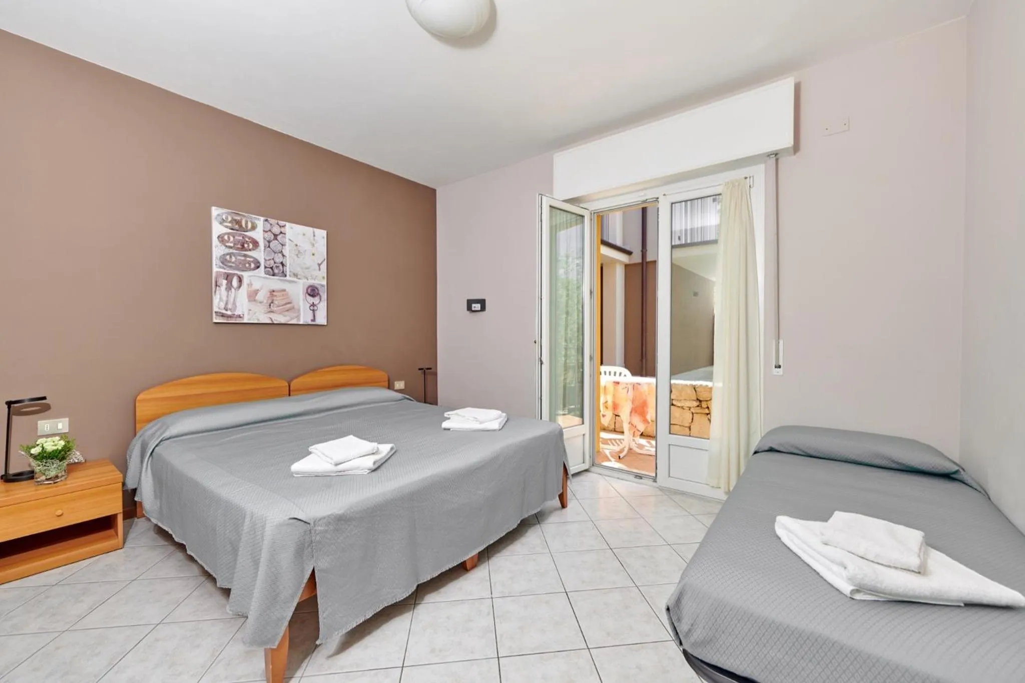 Photo of the whole room, Bed in Albergo Del Garda