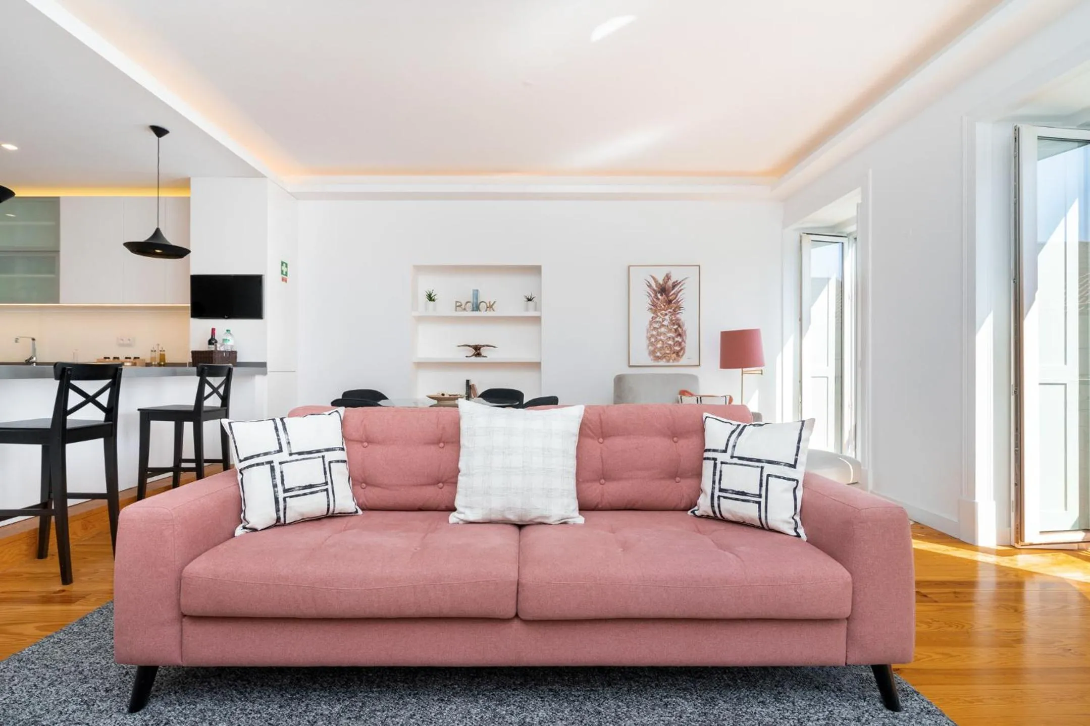 Living room in LXLUXHOME - Combro Luxury Apartment