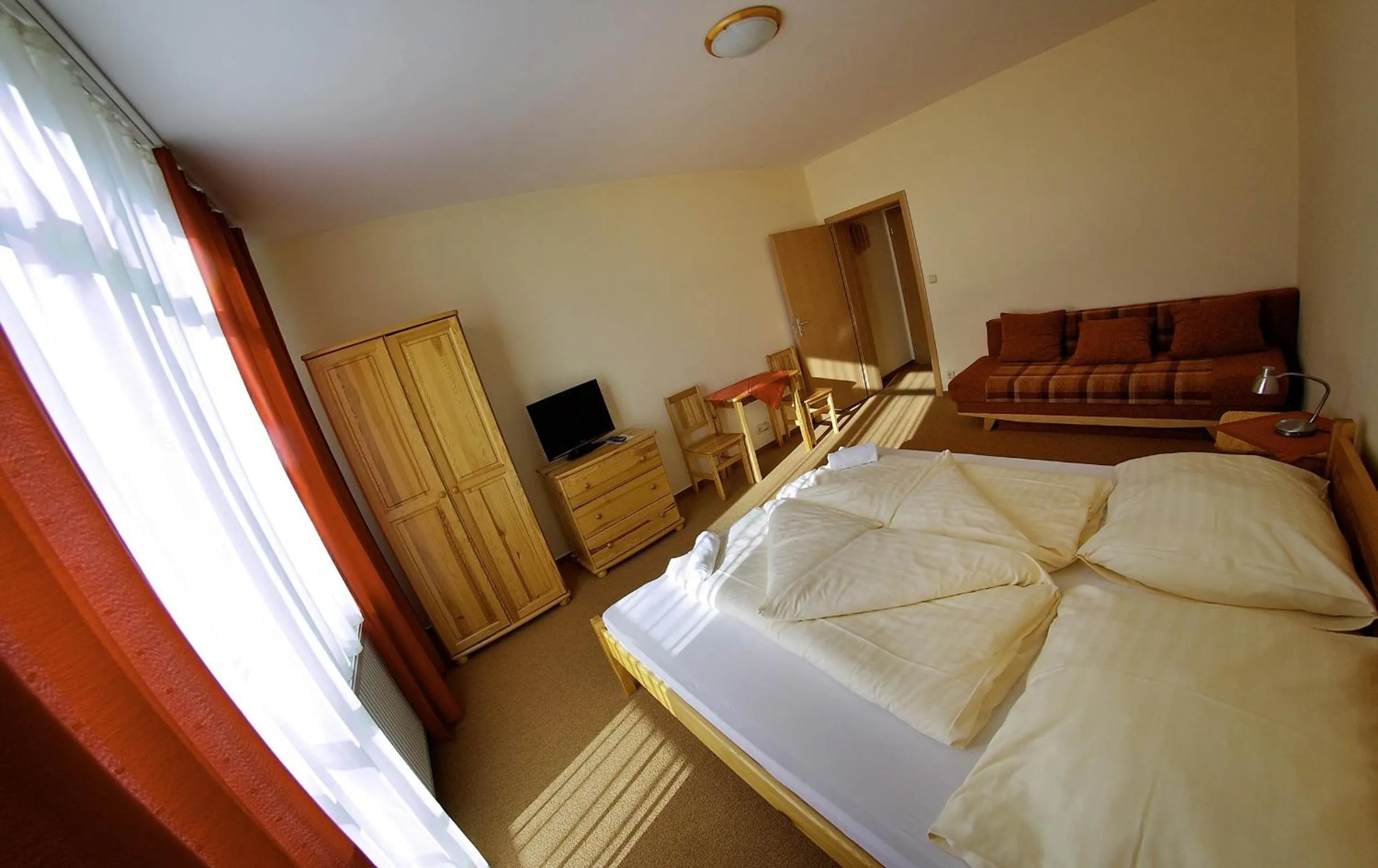 Bed in Privat Galfy