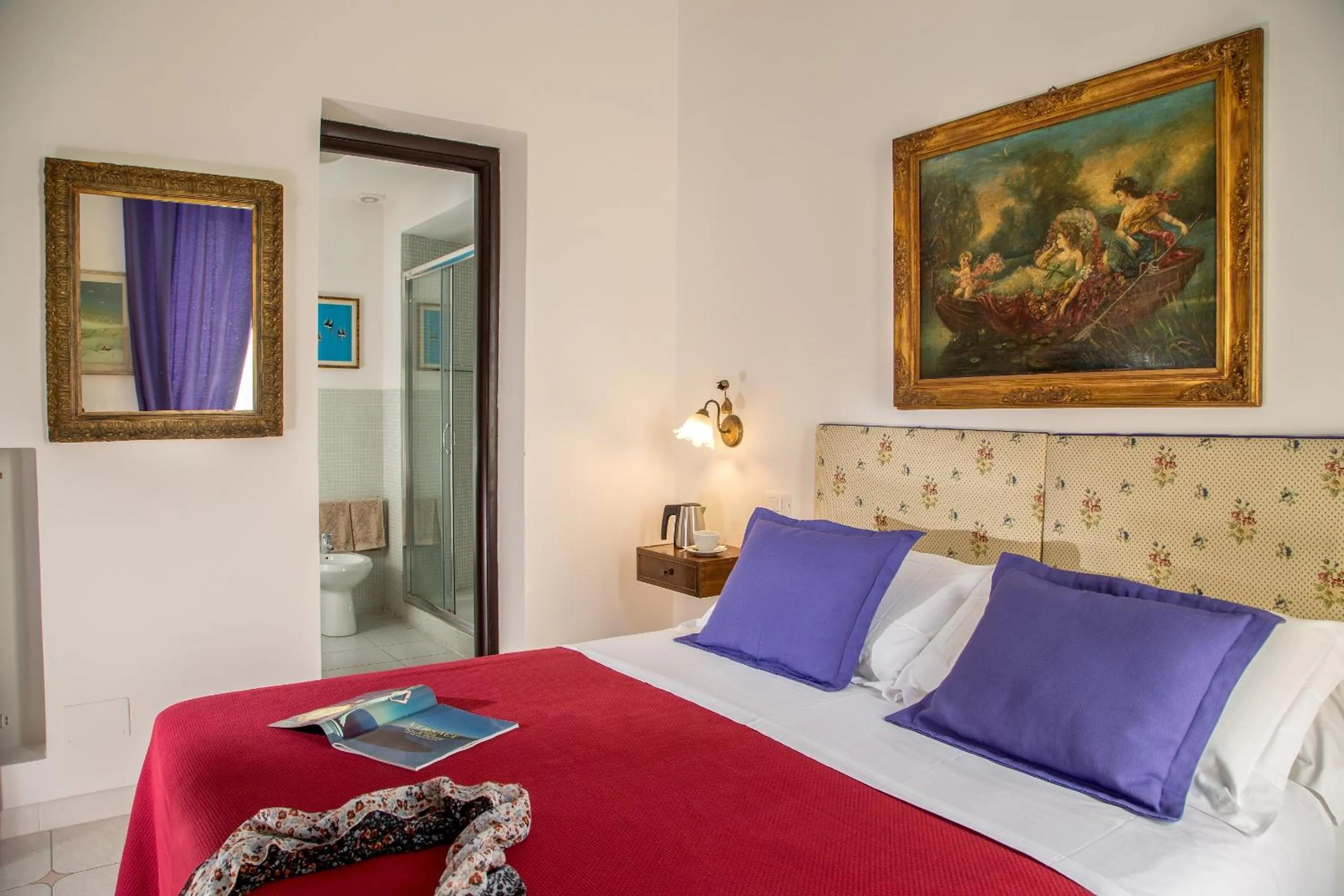 Photo of the whole room, Bed in Roma Central Guest House