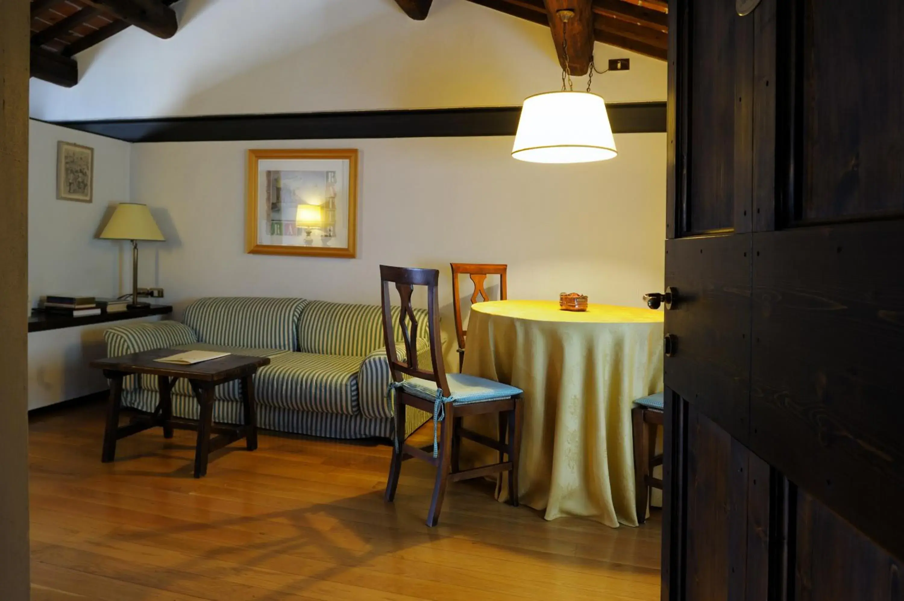 One-Bedroom Apartment (2 Adults) in La Foresteria Serego Alighieri One-Bedroom Apartment (2 Adults) in La Foresteria Serego Alighieri