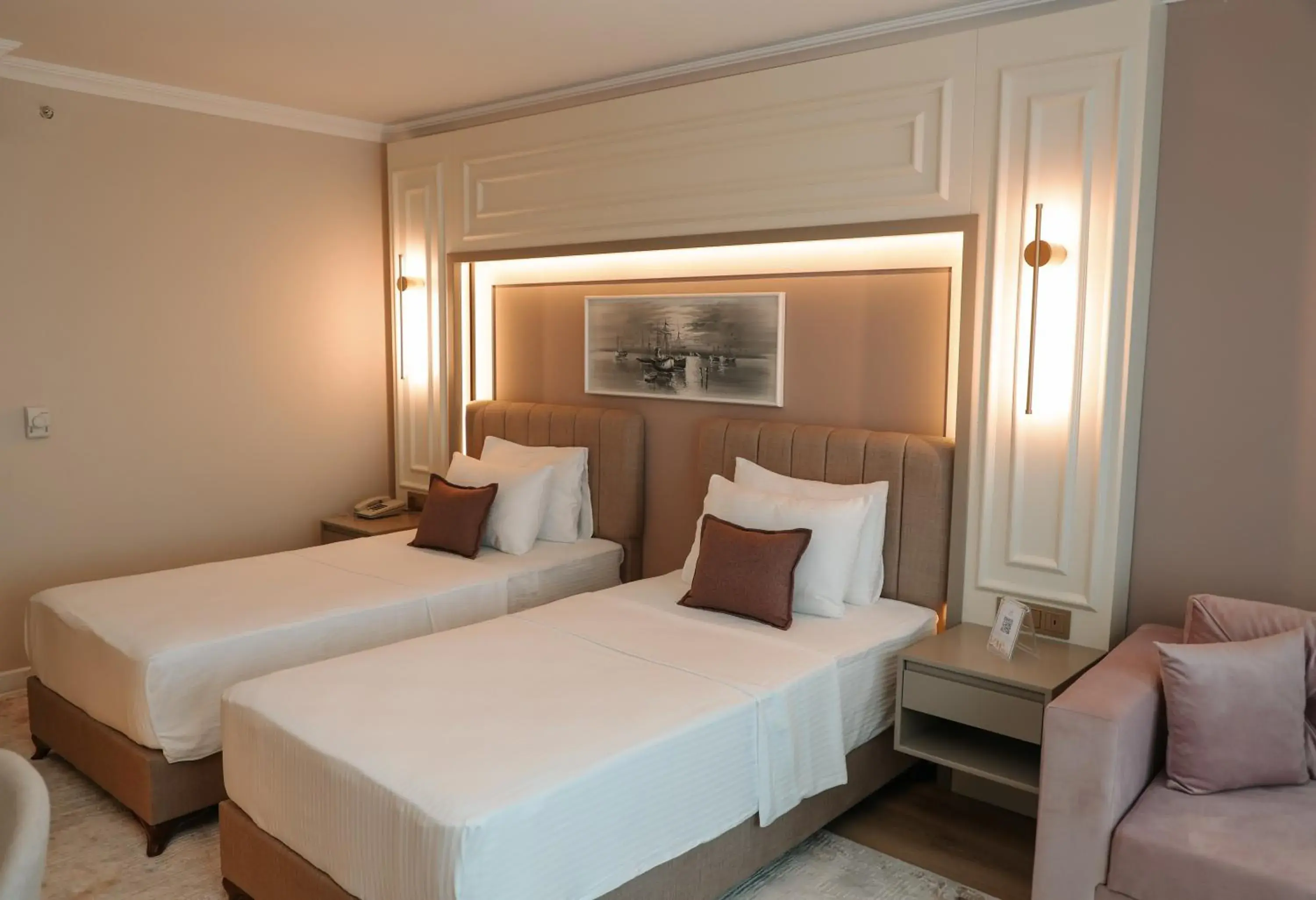 Deluxe Twin Room in Vira Otel Suites Deluxe Twin Room in Vira Otel Suites