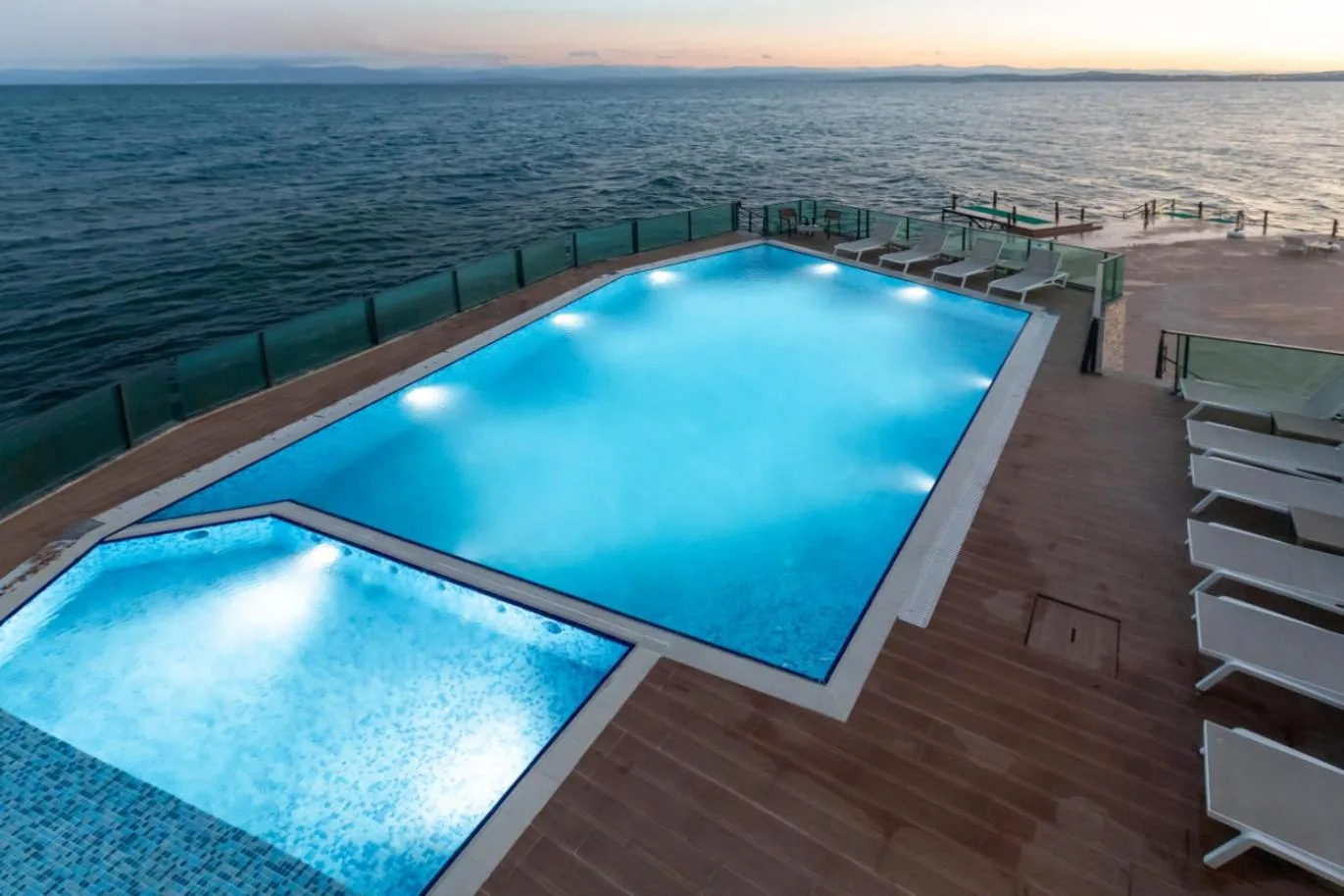 Swimming pool in Vira Otel Suites