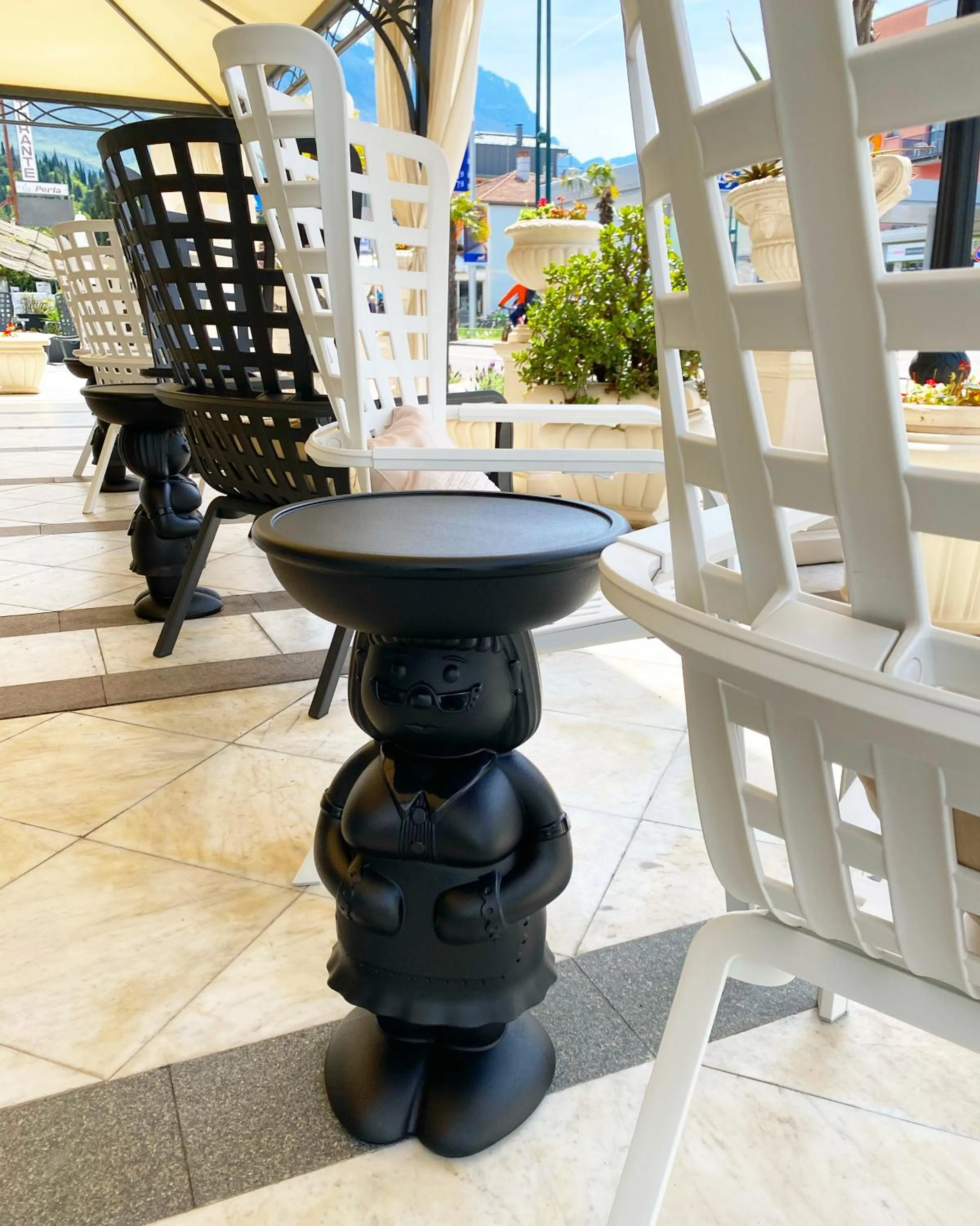 Patio in Hotel La Perla