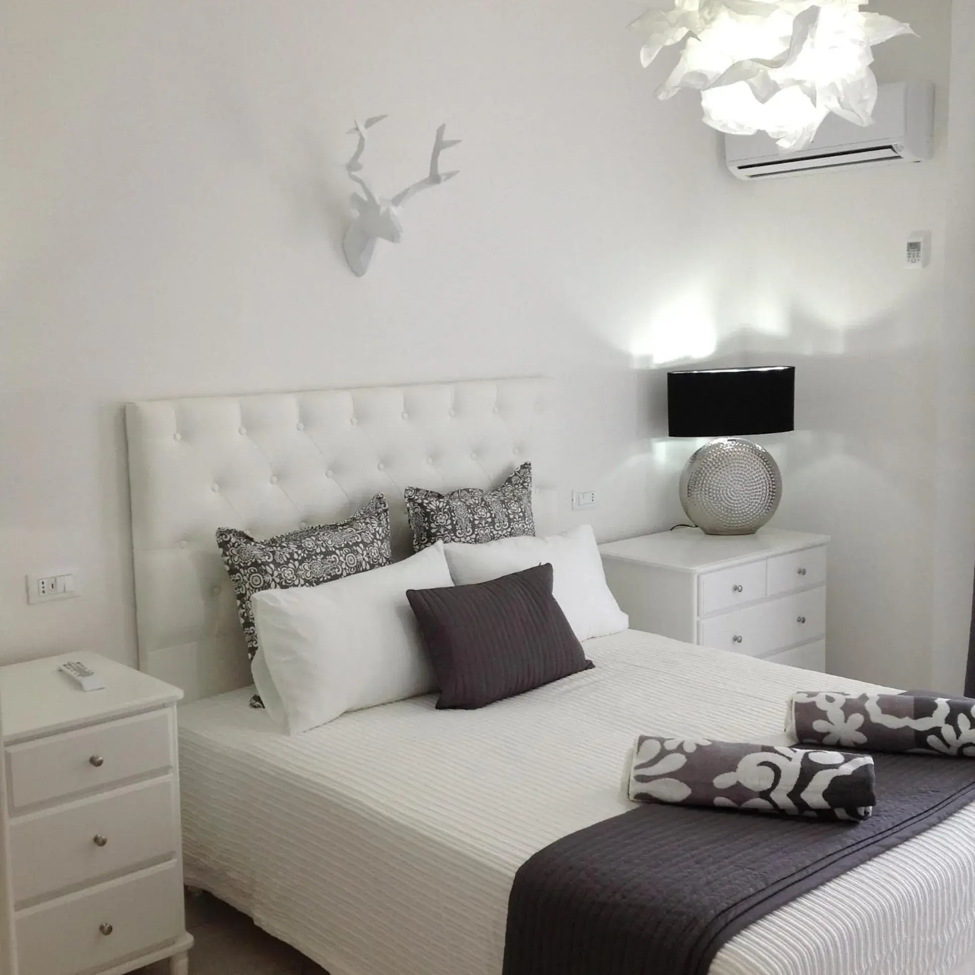 Superior Double or Twin Room in Hotel La Perla Superior Double or Twin Room in Hotel La Perla