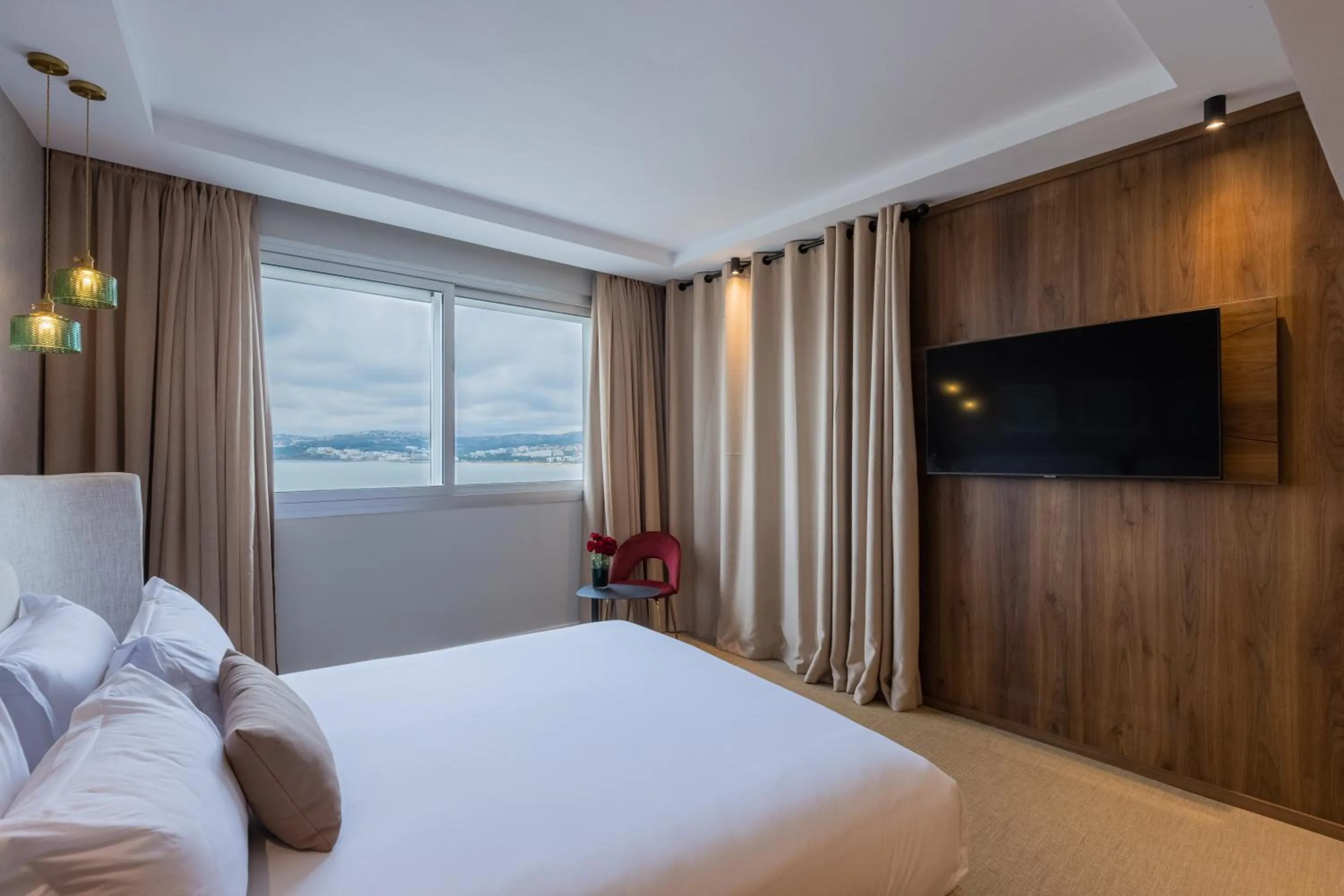 Bed in Kenzi Solazur