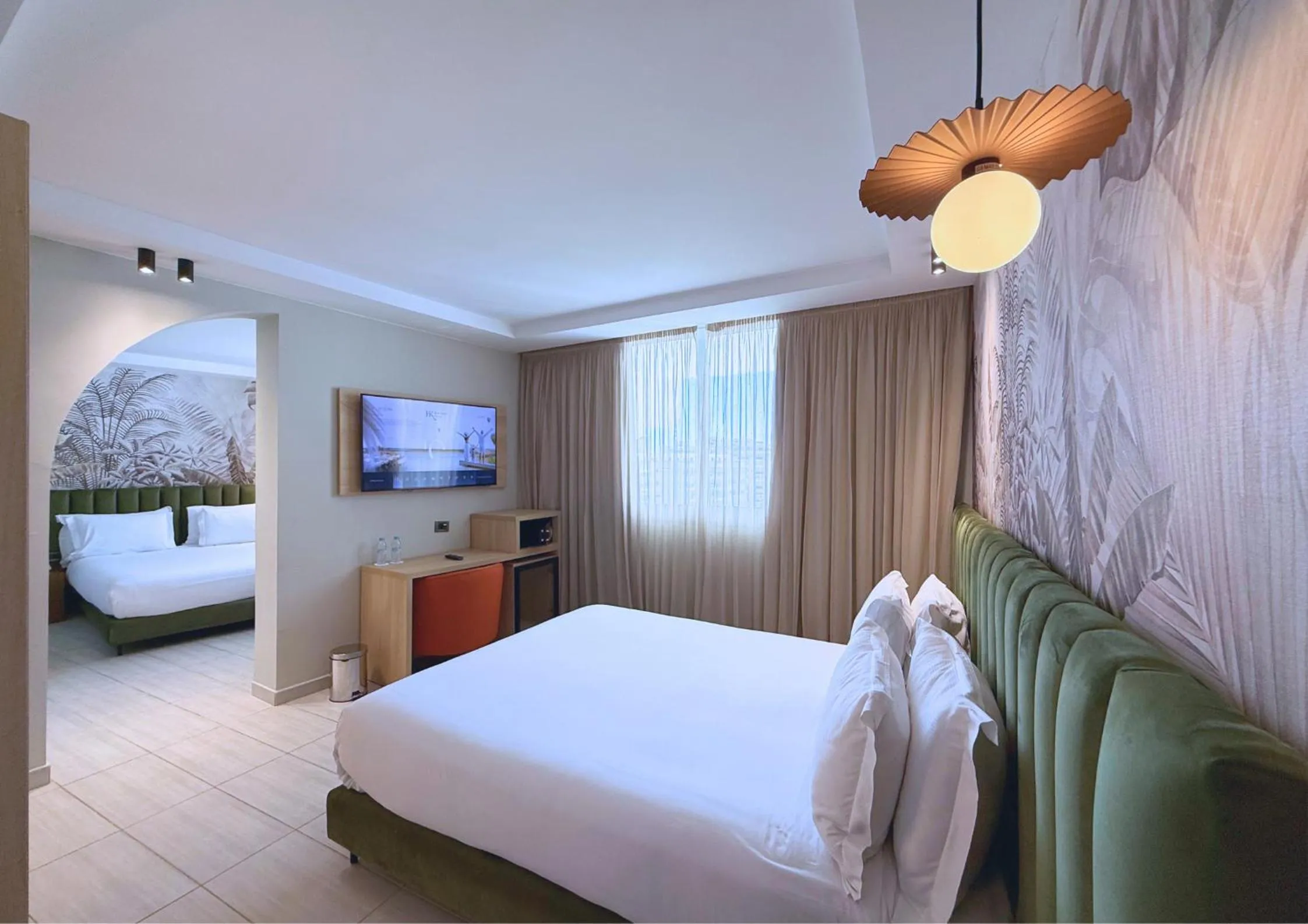 Bedroom, Bed in Kenzi Solazur