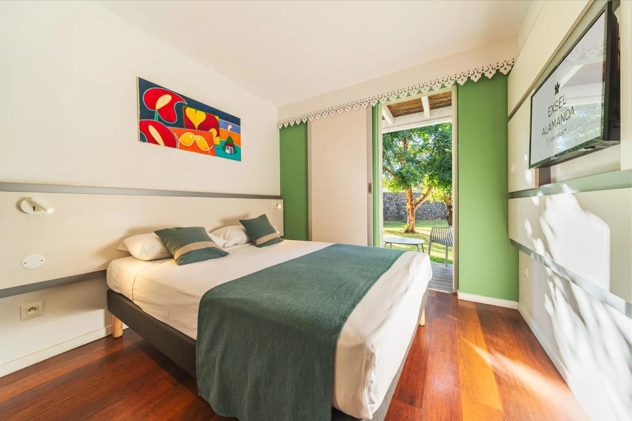 Bedroom, Bed in Hotel Exsel Alamanda