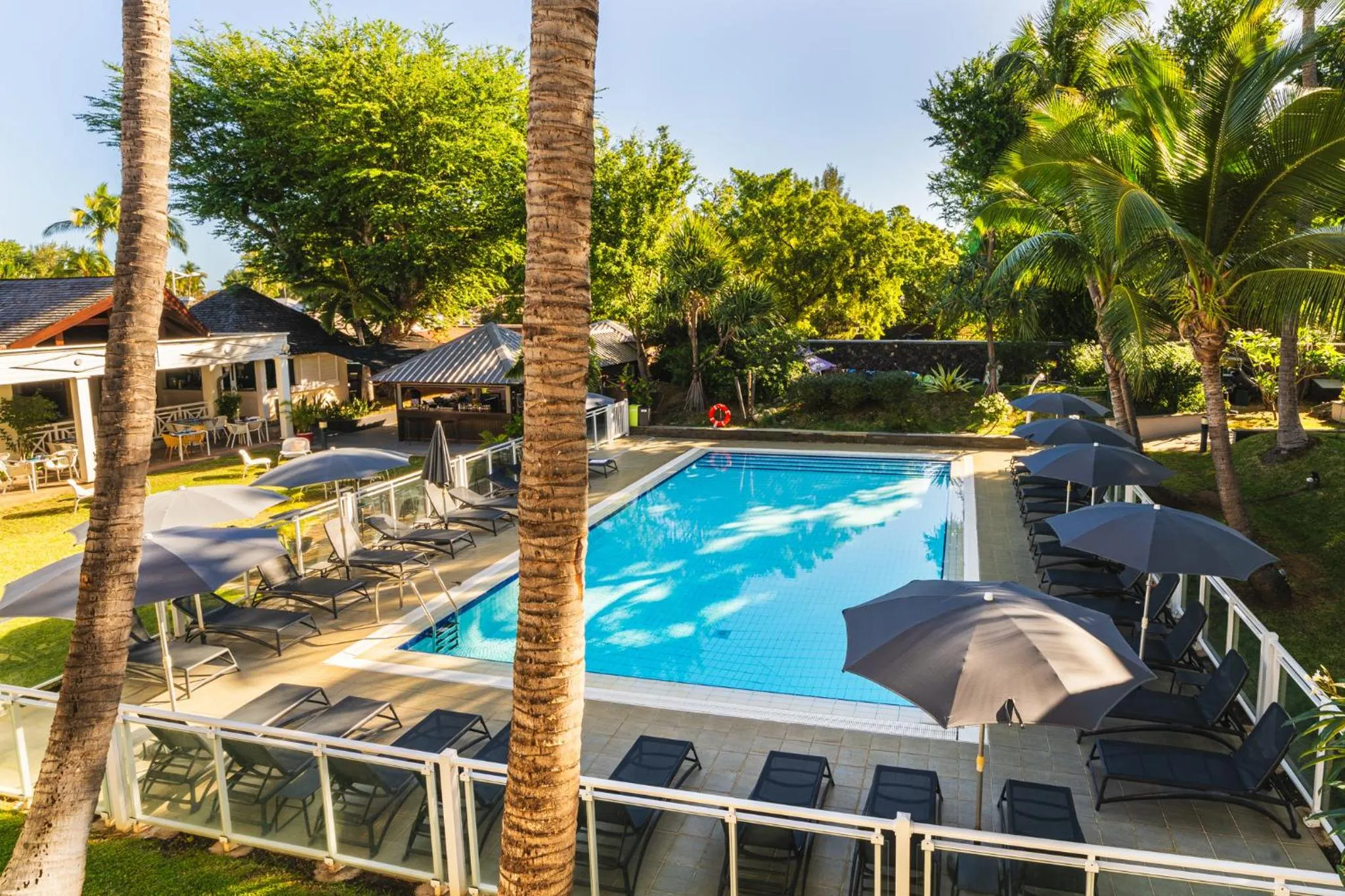 Swimming pool in Hotel Exsel Alamanda