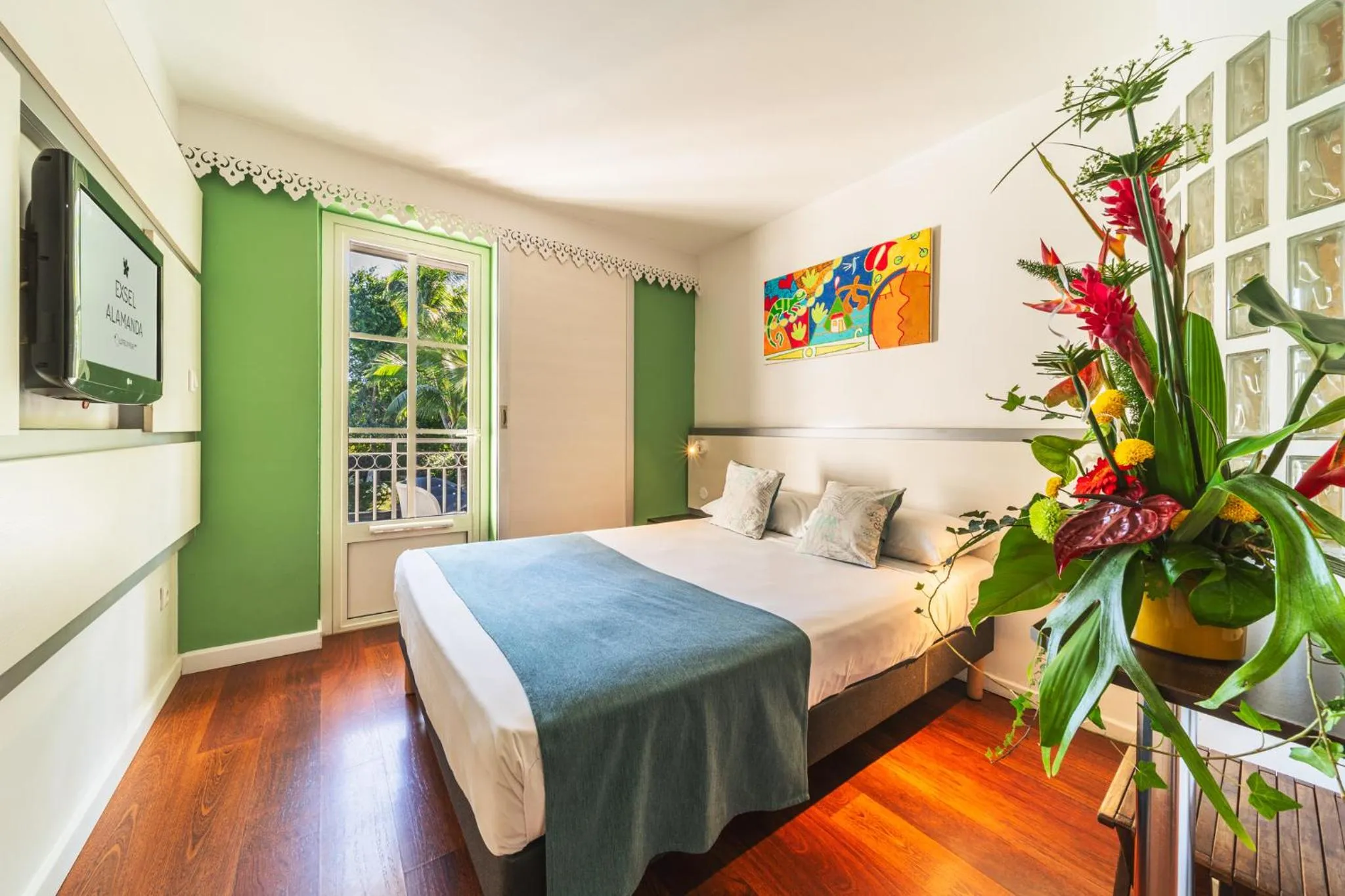 Bedroom, Bed in Hotel Exsel Alamanda