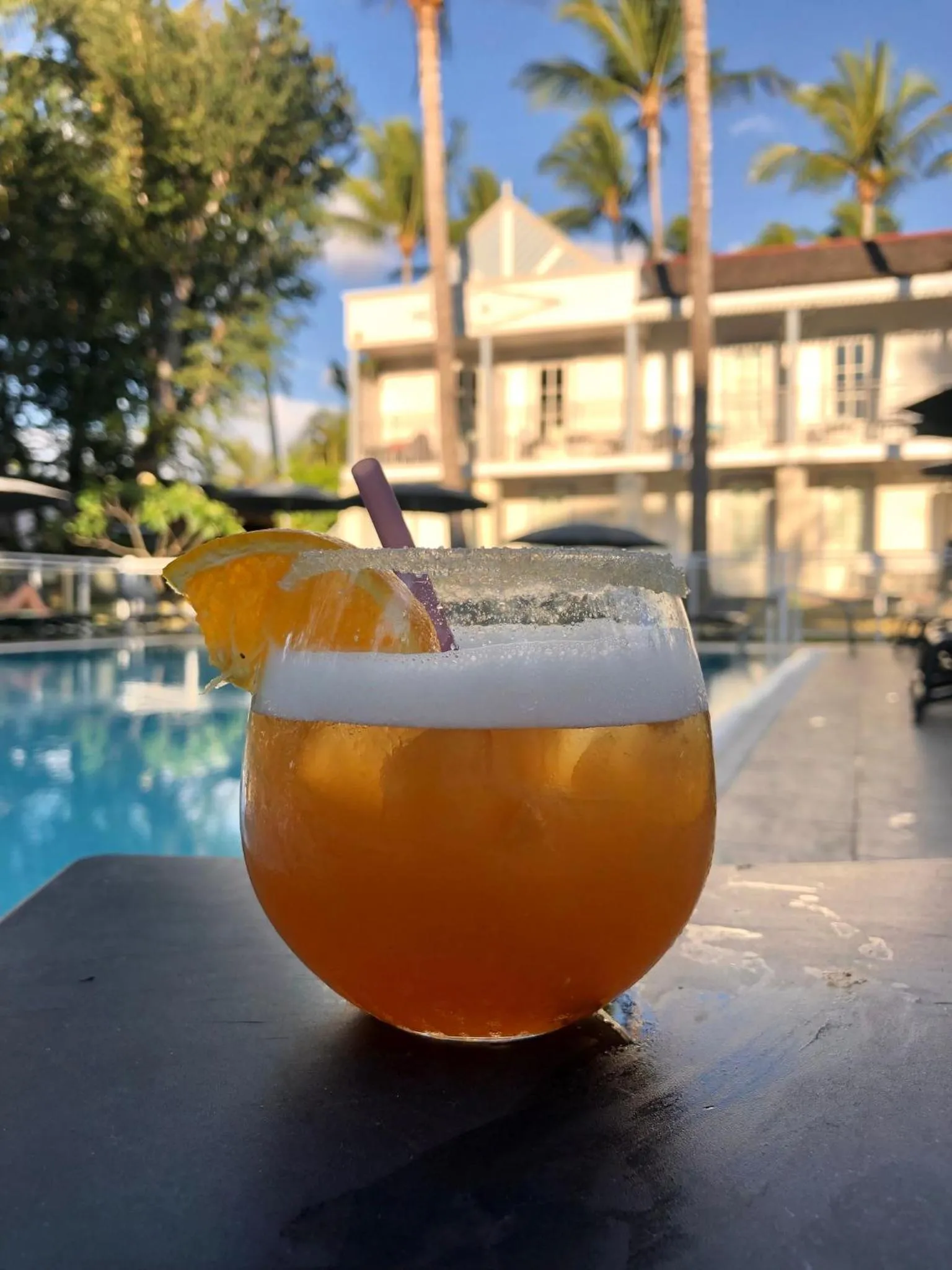 Swimming pool in Hotel Exsel Alamanda